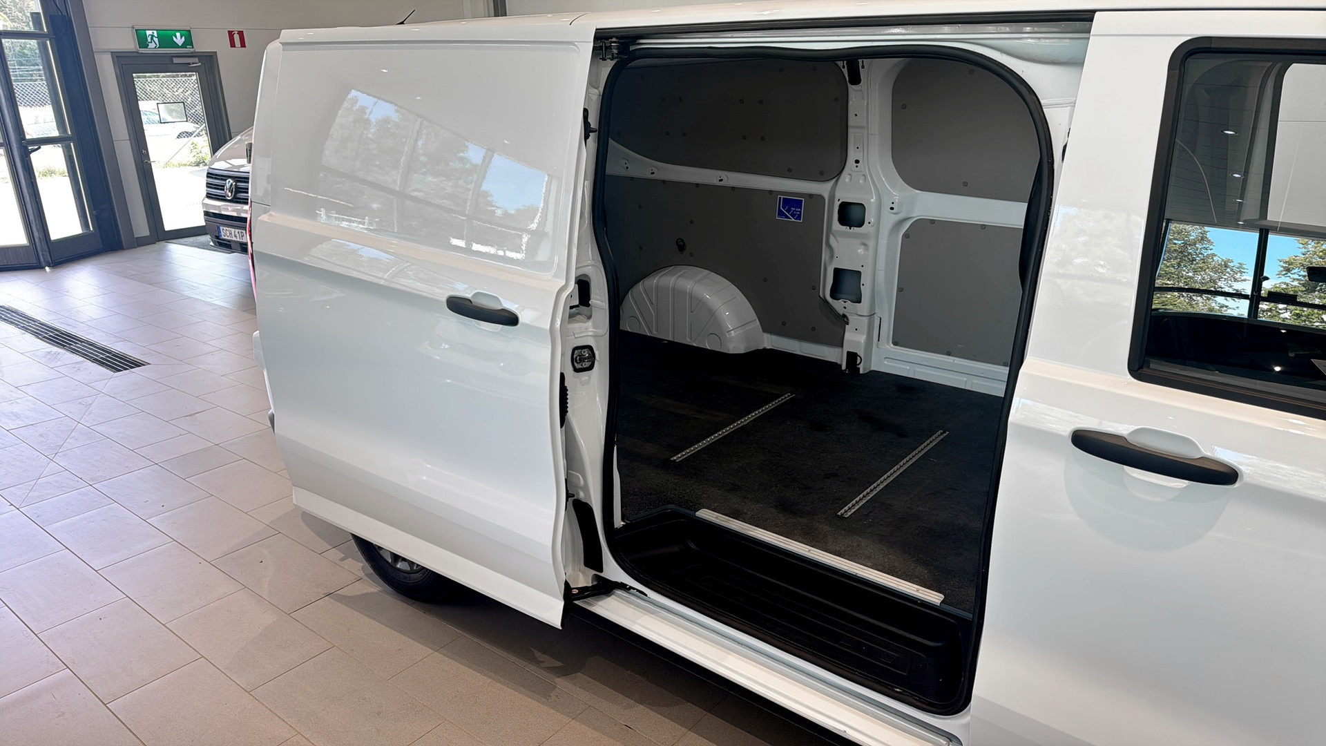 Volkswagen T7 Transporter DBH35T