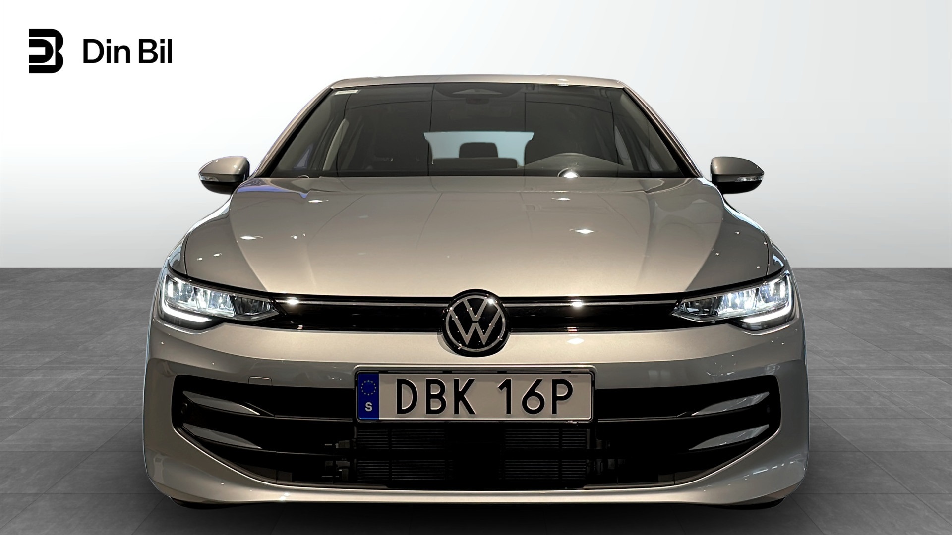 Volkswagen Golf DBK16P