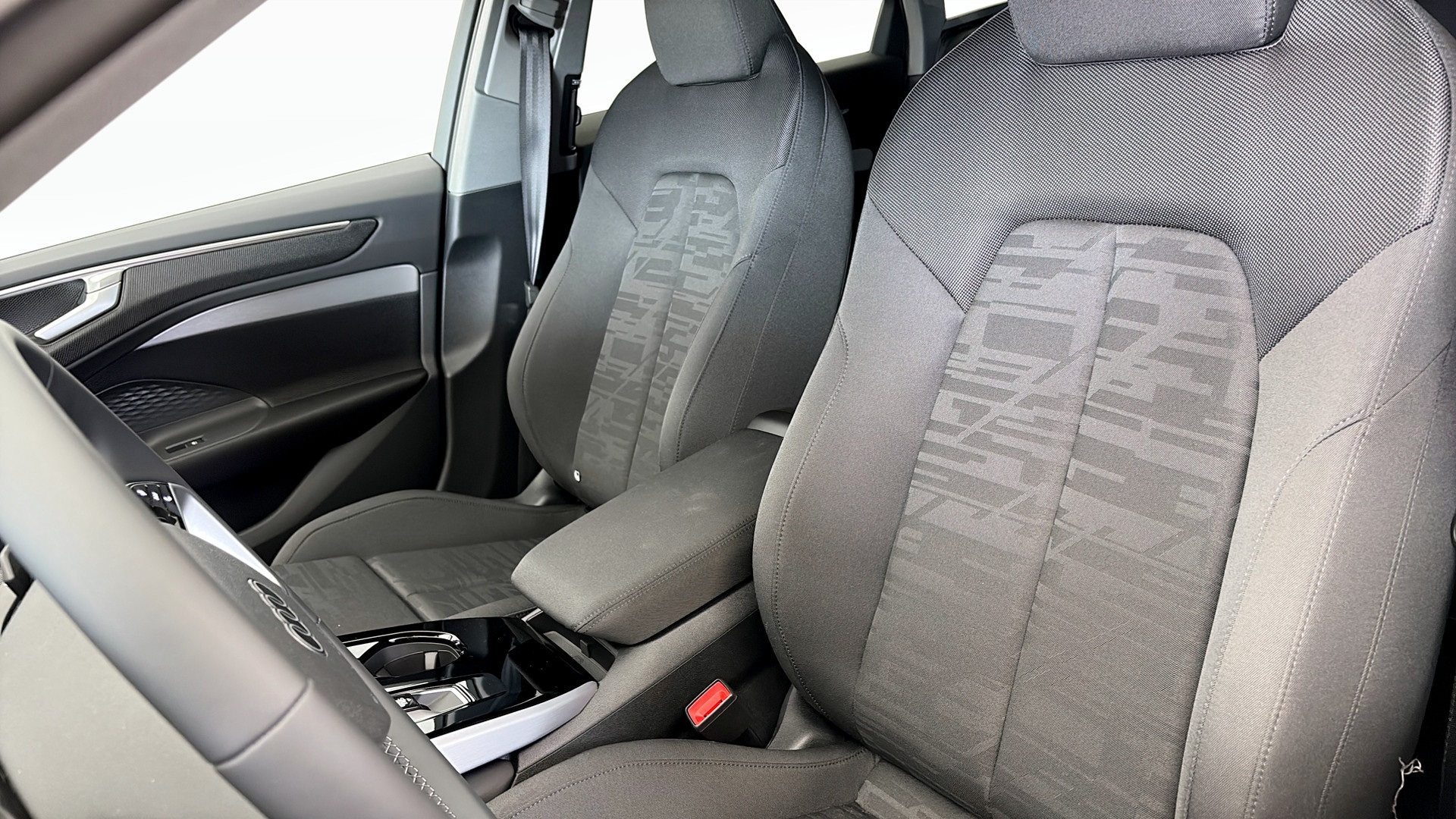 Audi A6 Avant DBL14T