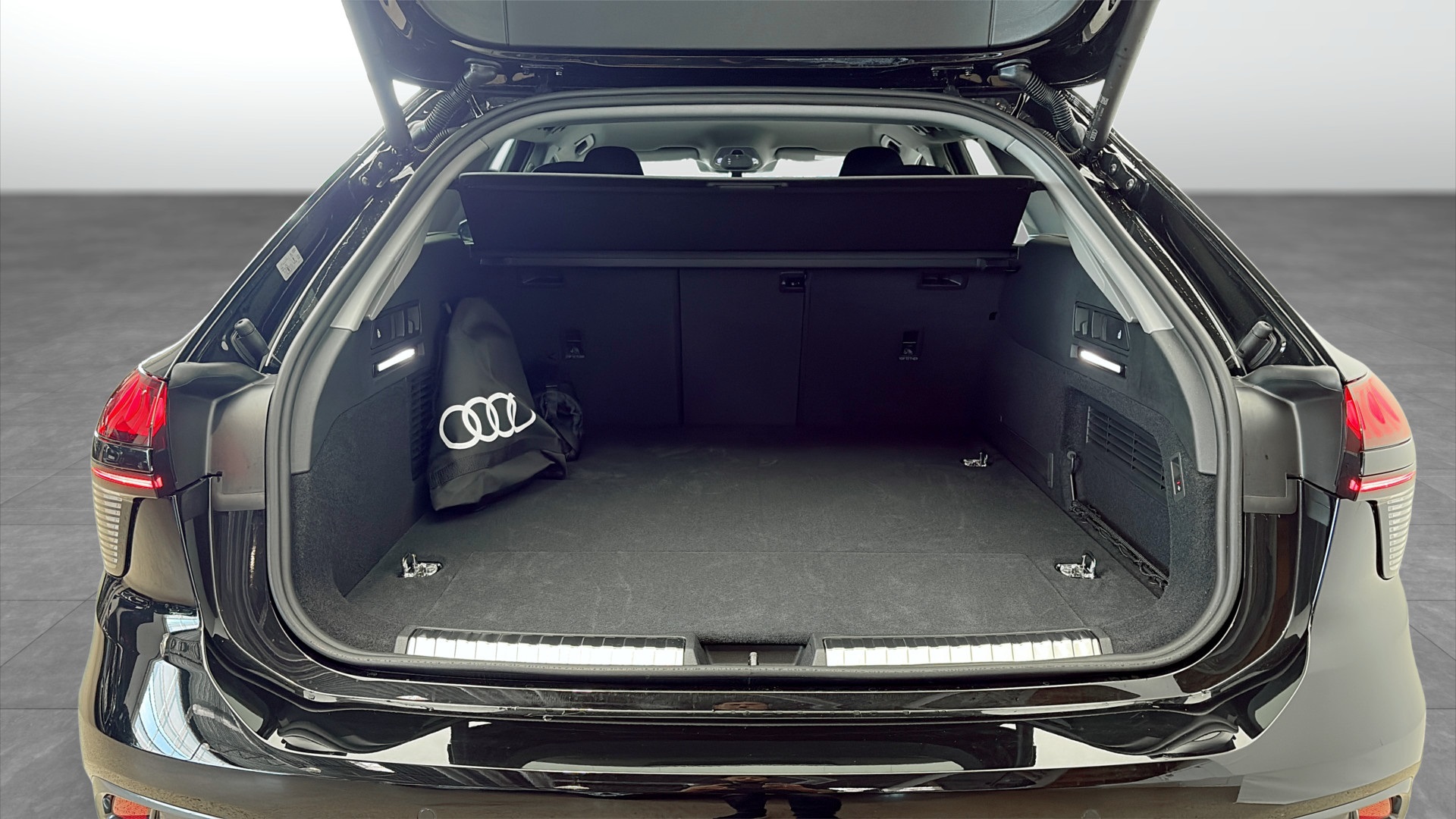 Audi A6 Avant DBL14T