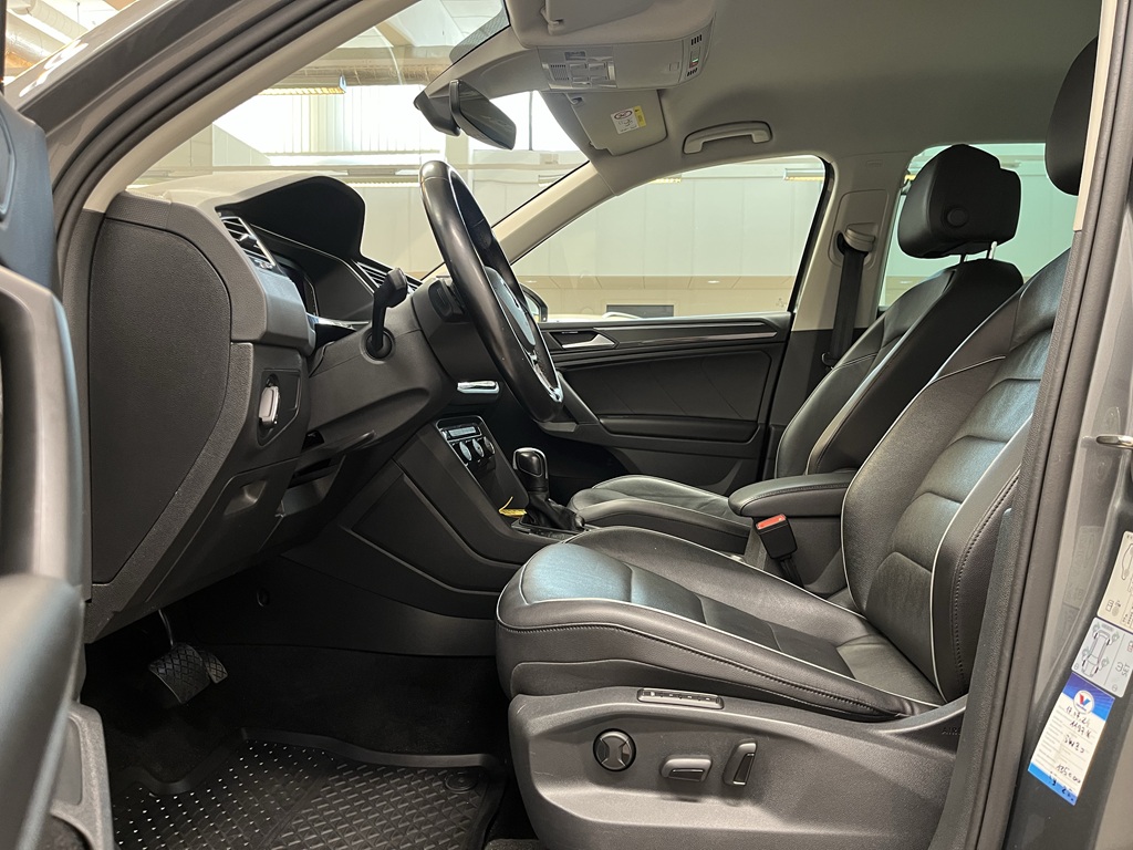 Volkswagen Tiguan DBL95T