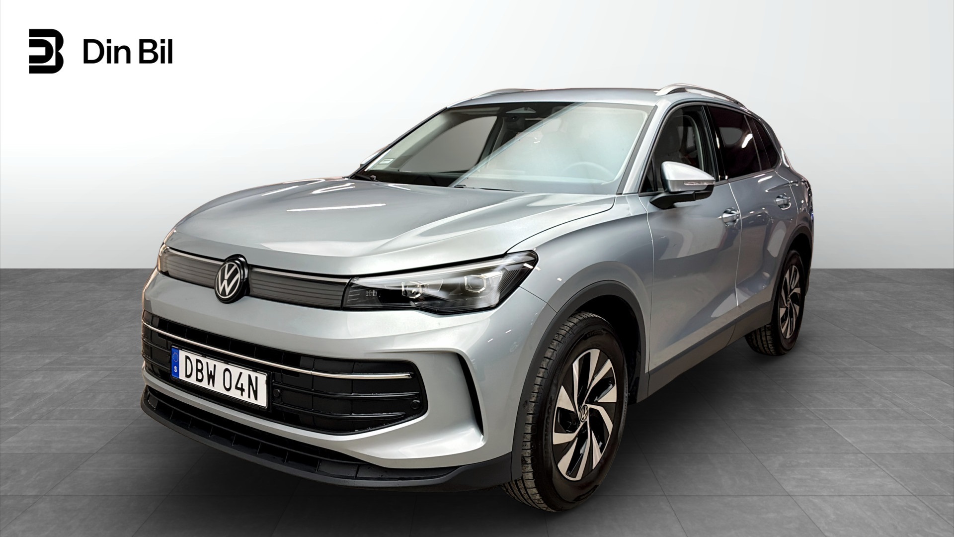 Volkswagen Tiguan DBW04N
