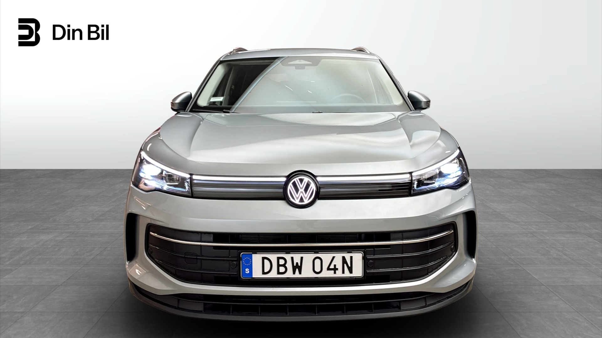 Volkswagen Tiguan DBW04N