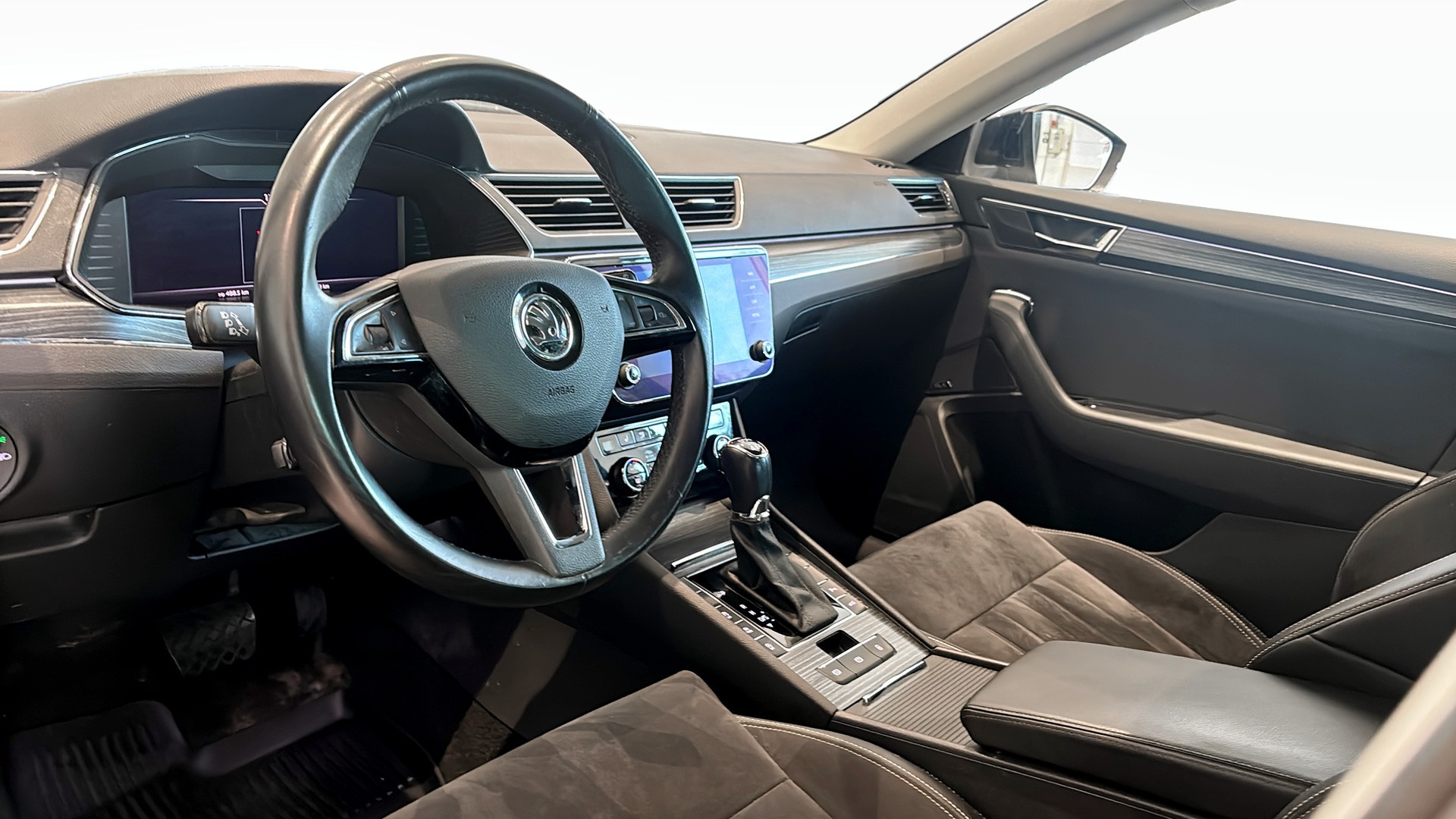 Skoda Superb Combi DBZ56B