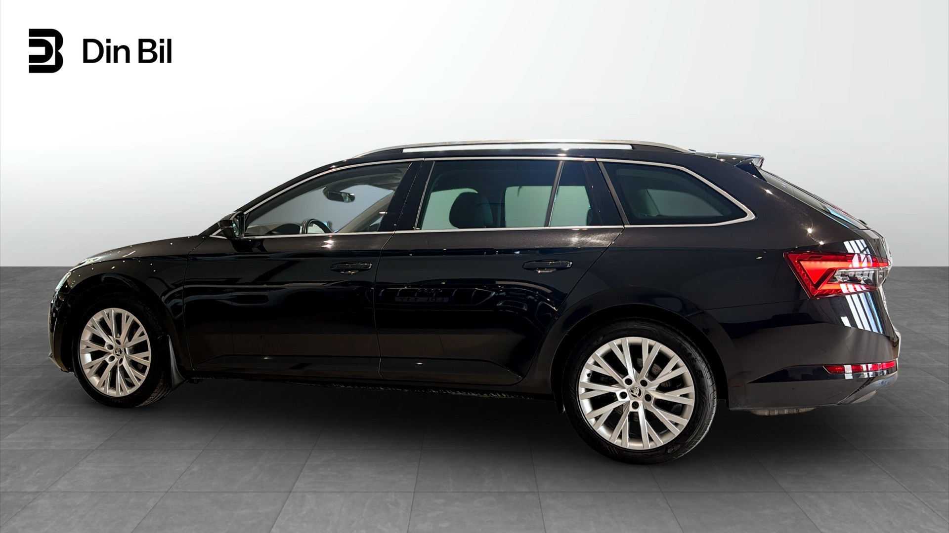Skoda Superb Combi DBZ56B