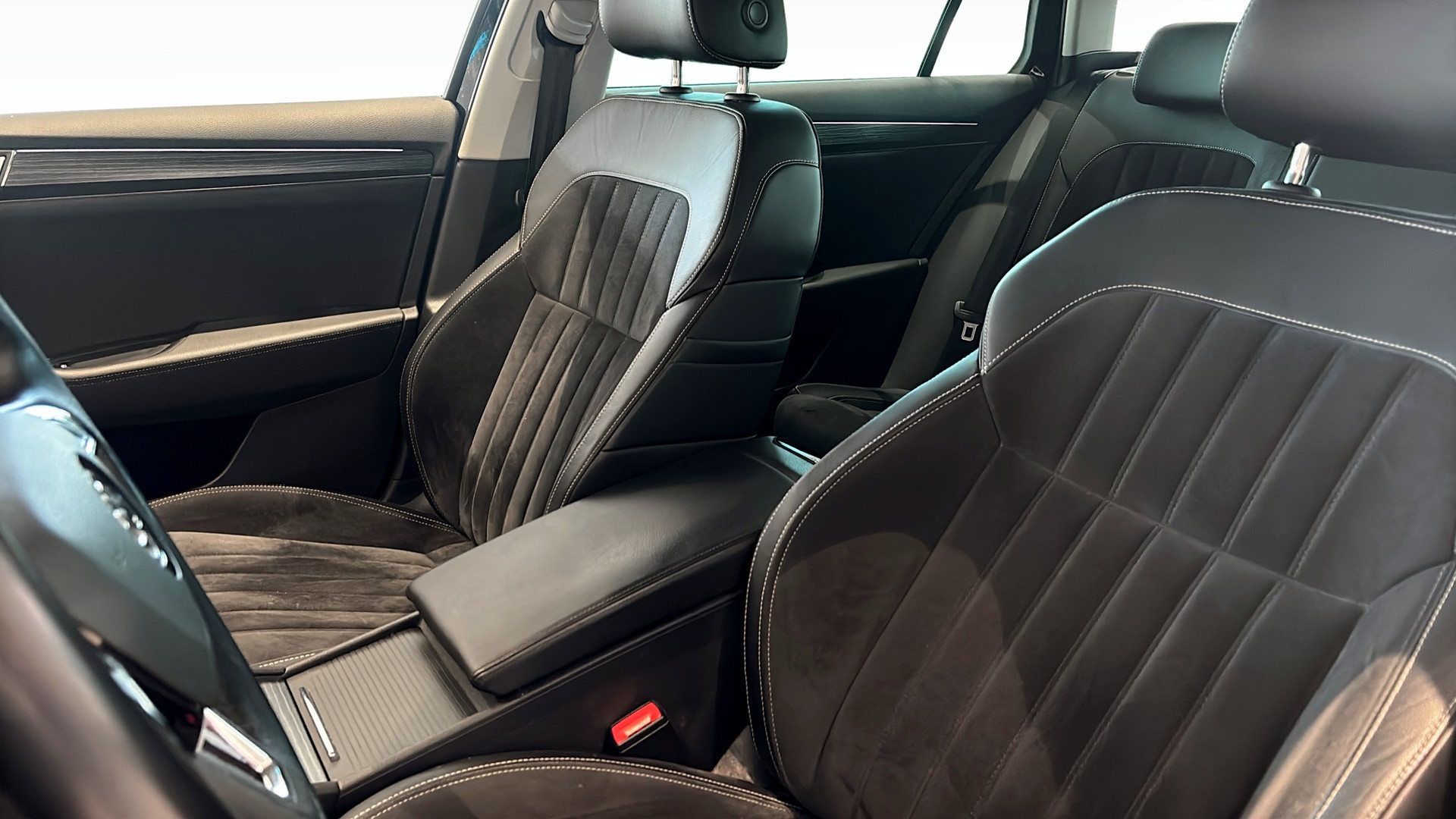 Skoda Superb Combi DBZ56B