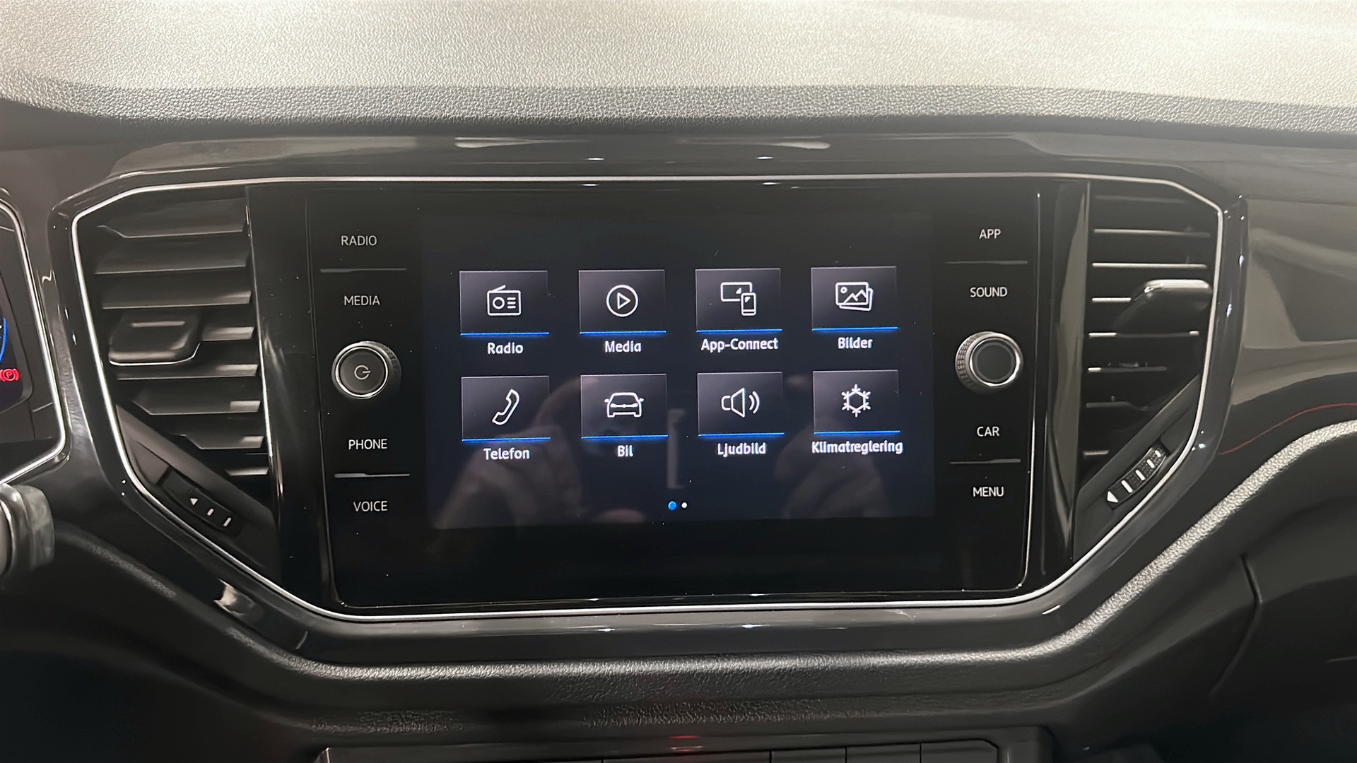 Volkswagen T-Roc DCC64H