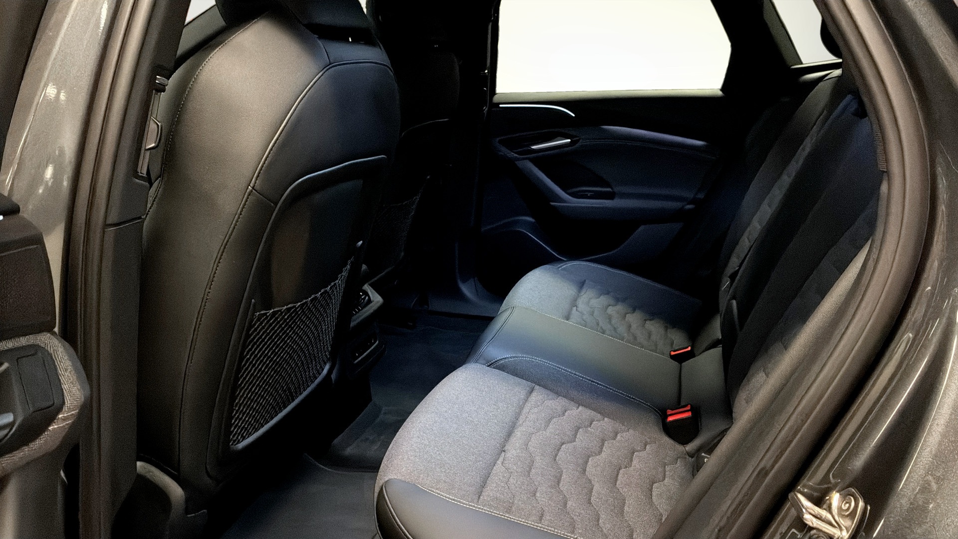 Audi A6 Avant DCE51L