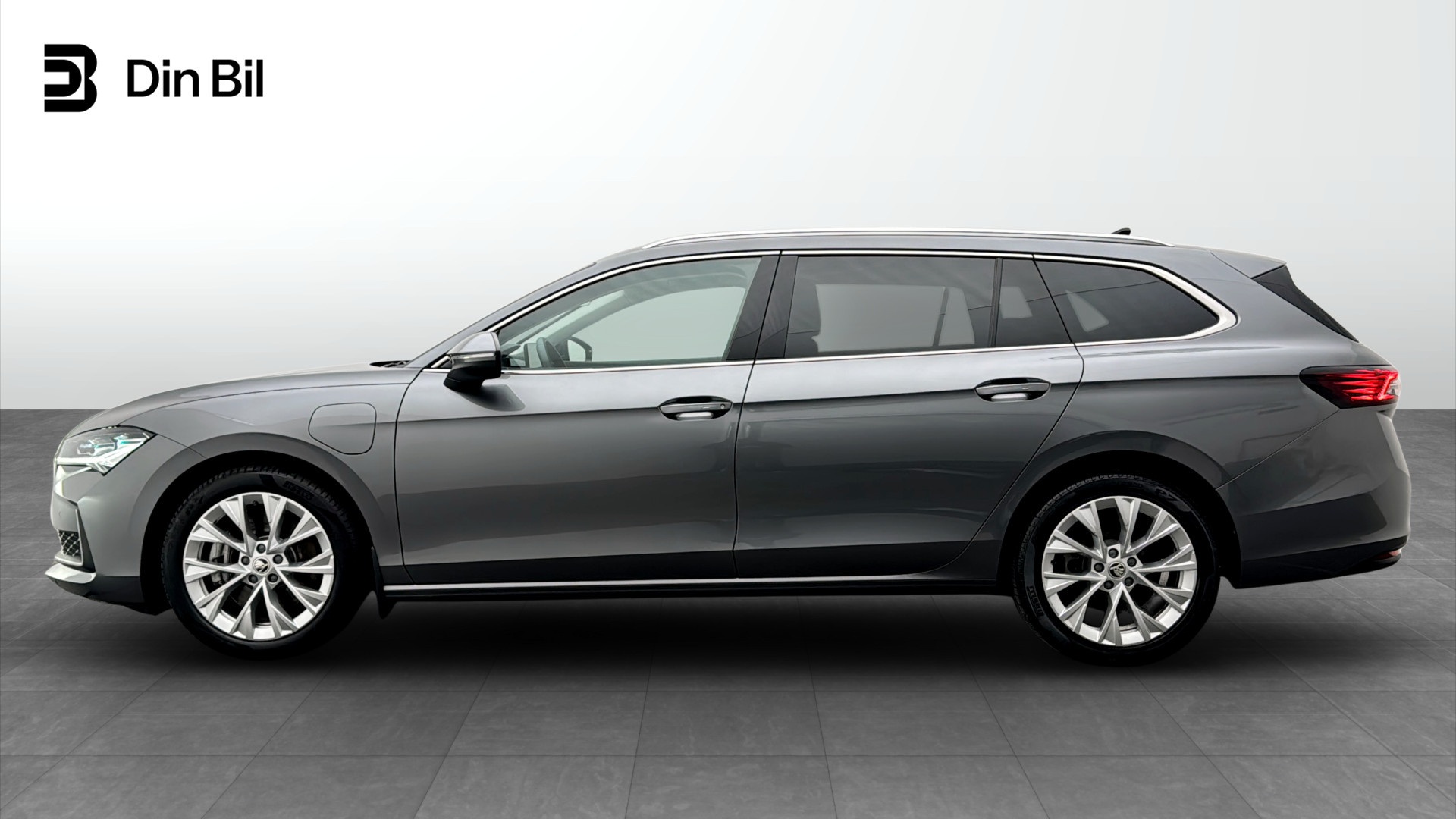Skoda Superb DCH51H