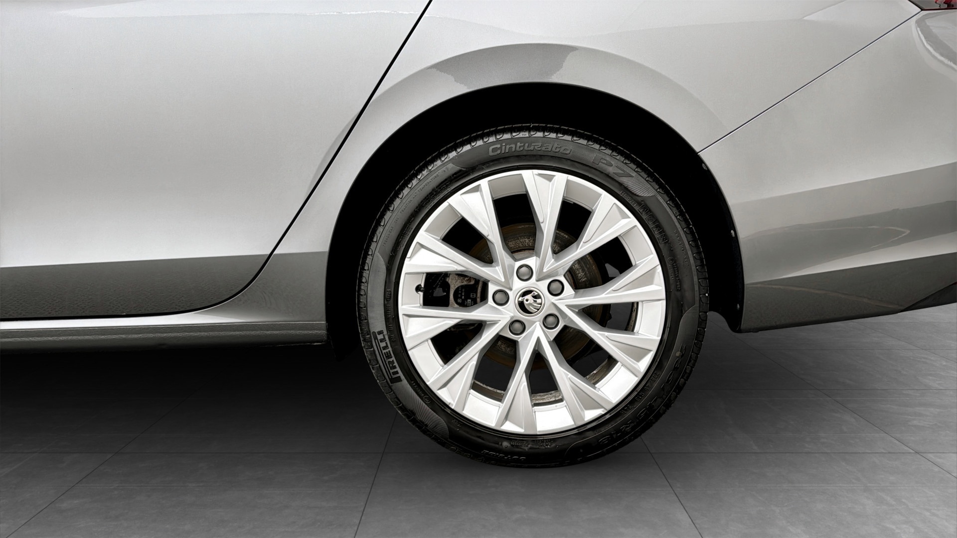Skoda Superb DCH51H