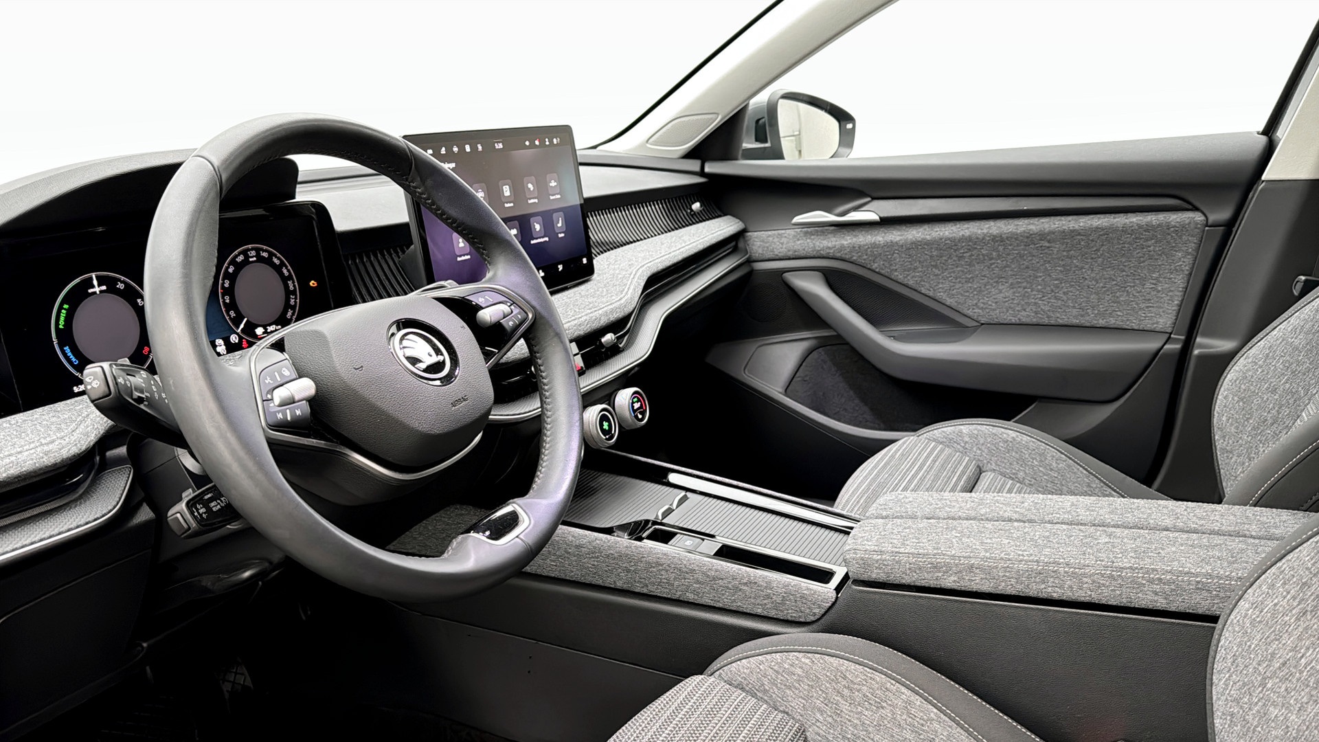 Skoda Superb DCH51H