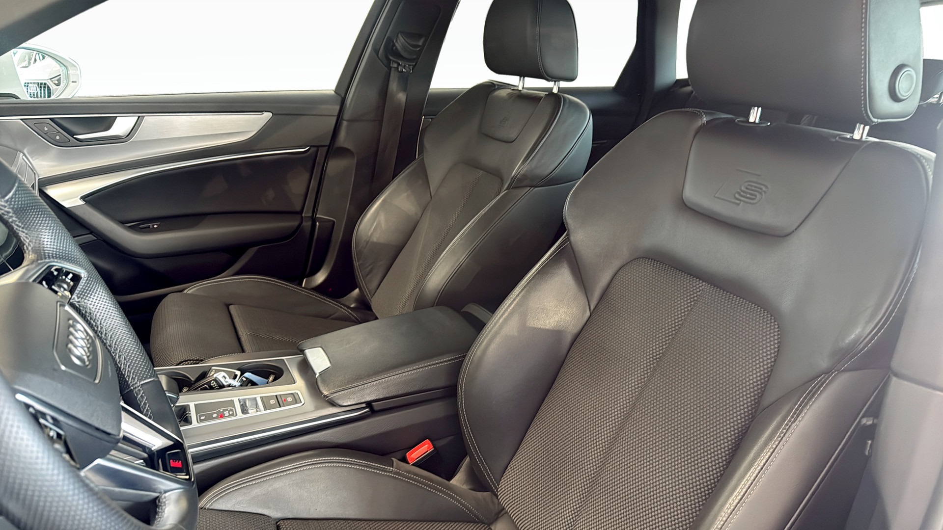 Audi A6 Avant DCK56S
