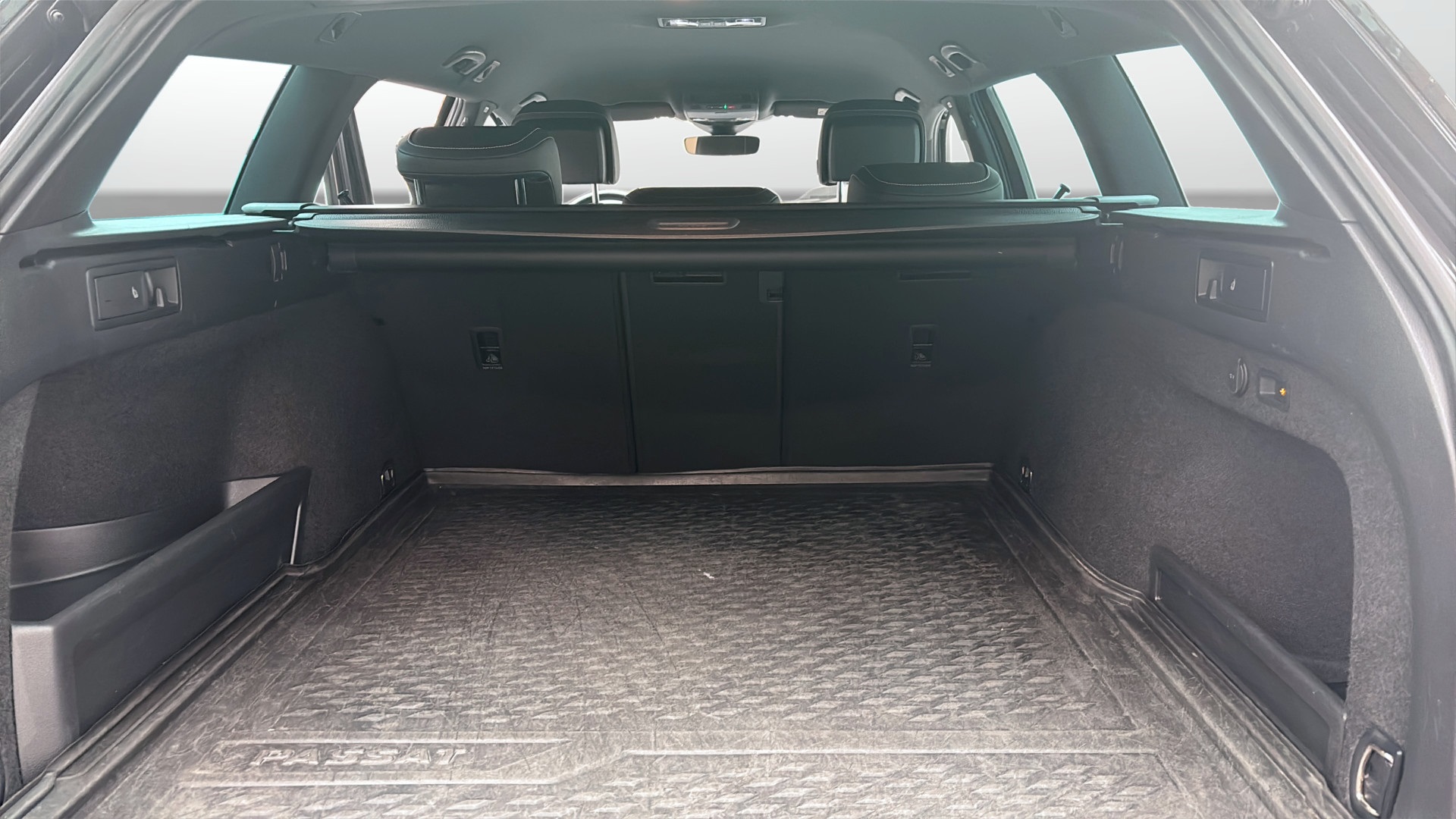 Volkswagen Passat Sportscombi DCP04T