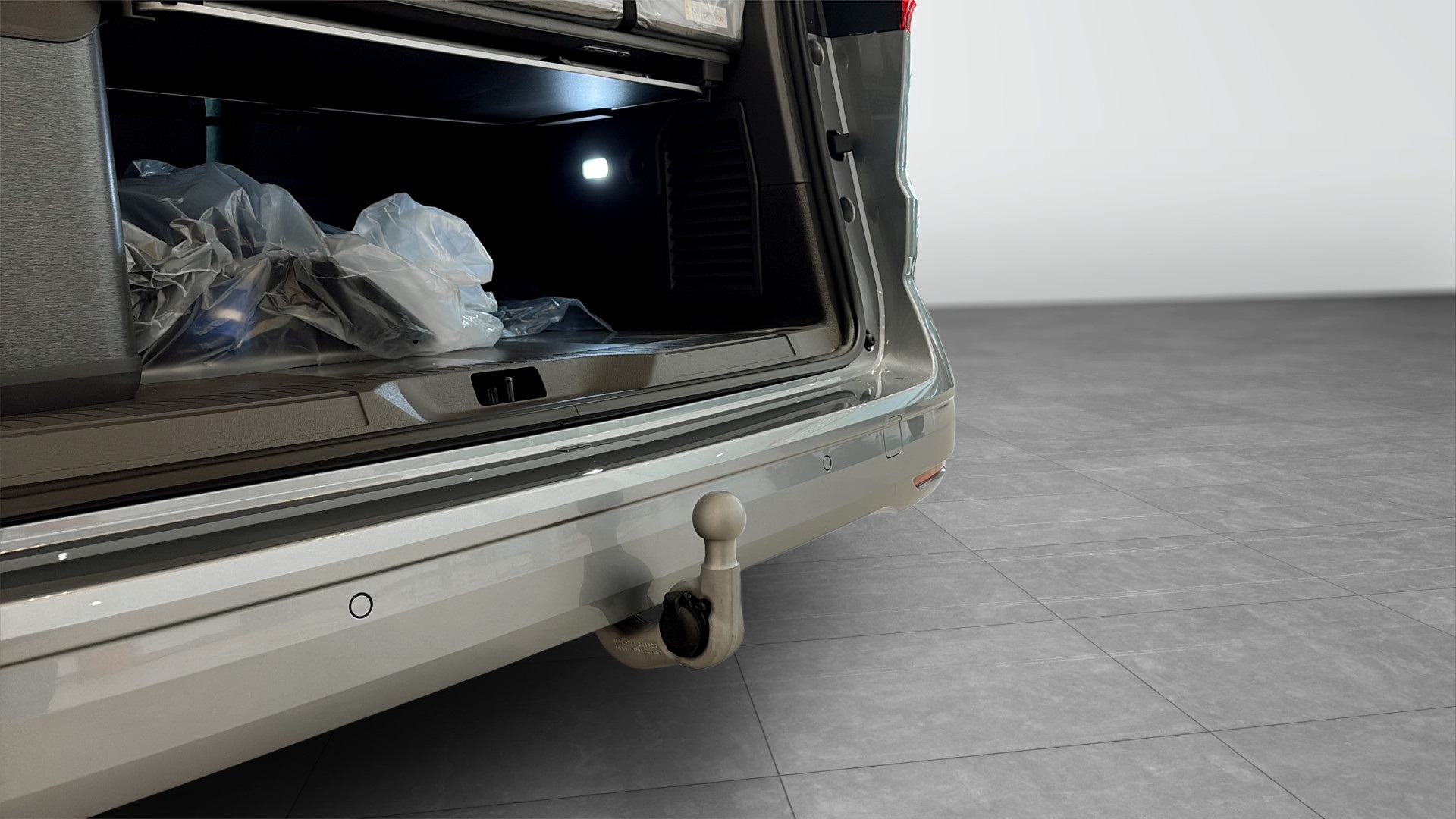 Volkswagen T7 California DCX97M