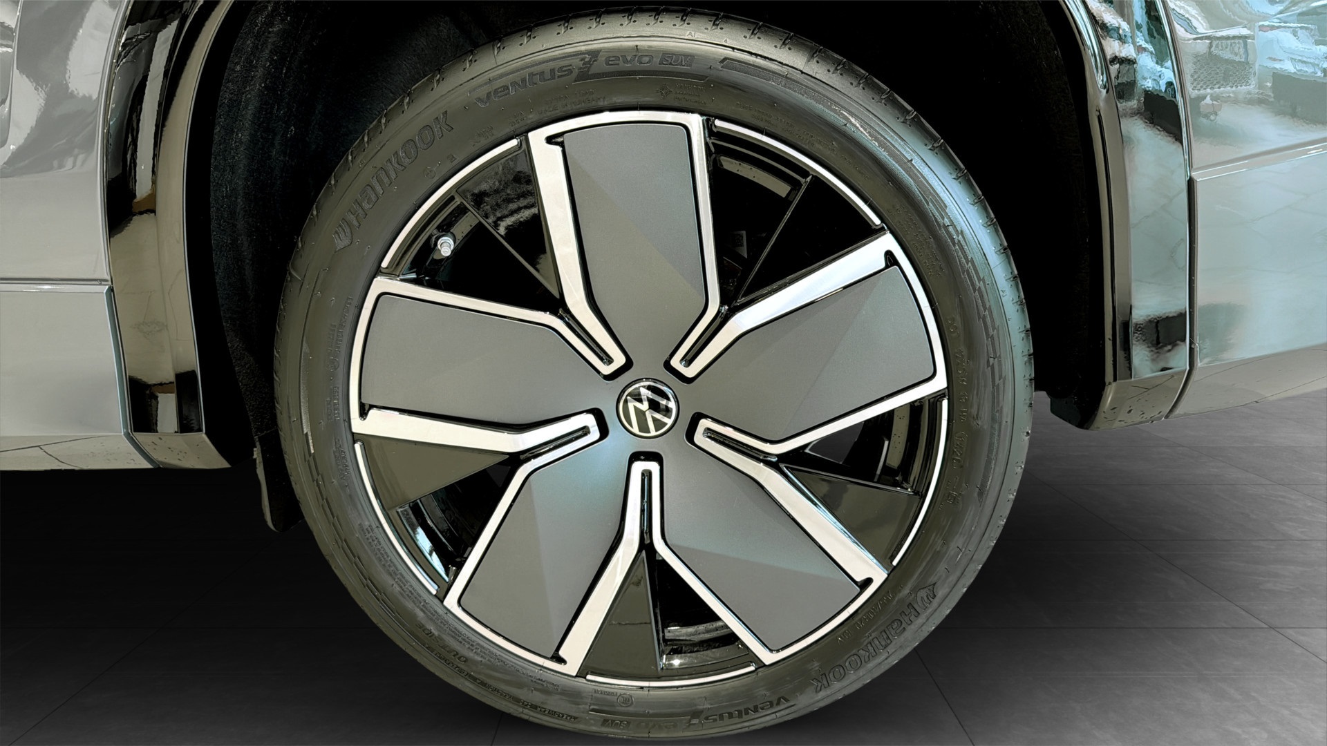 Volkswagen Tayron DDE38B