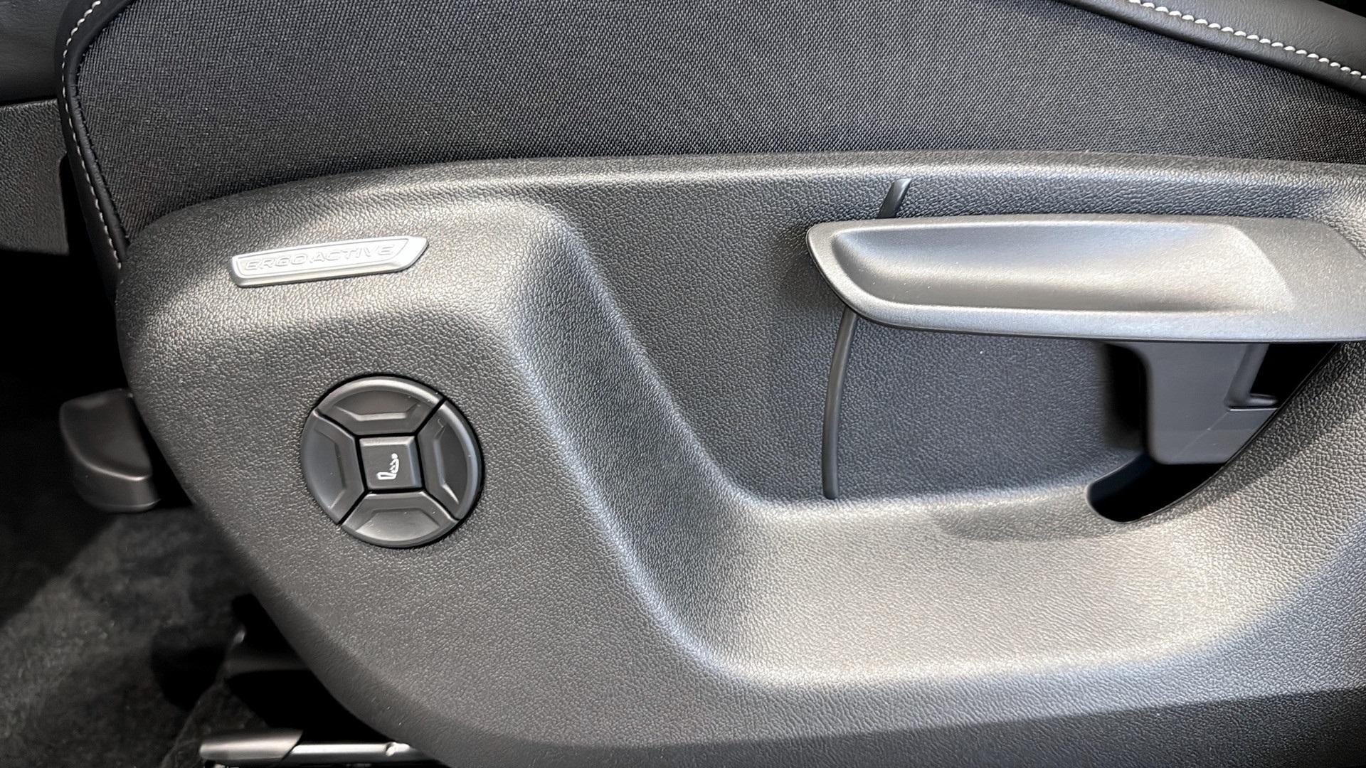 Volkswagen Tayron DDE38B