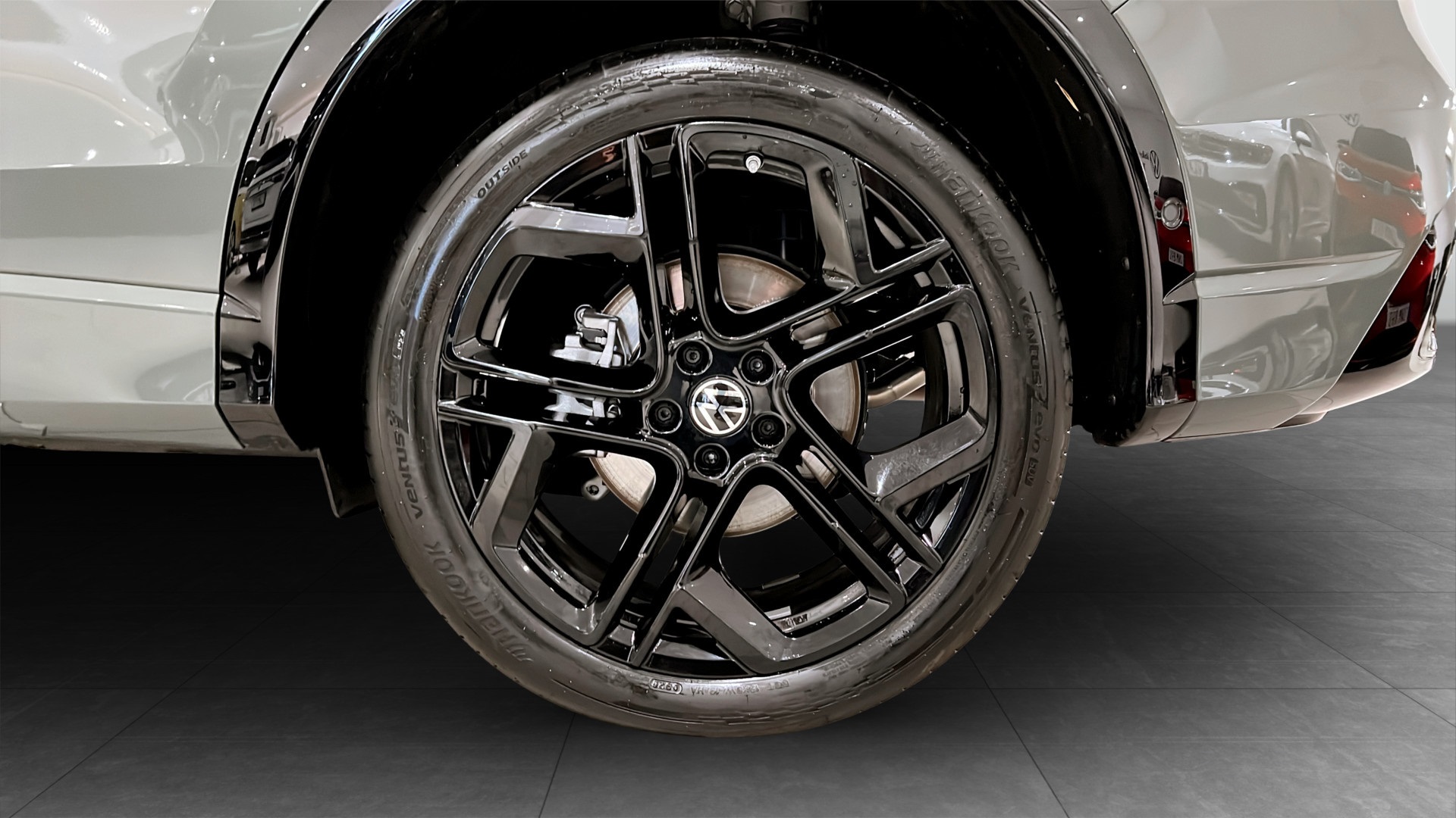 Volkswagen Tiguan DEG16H