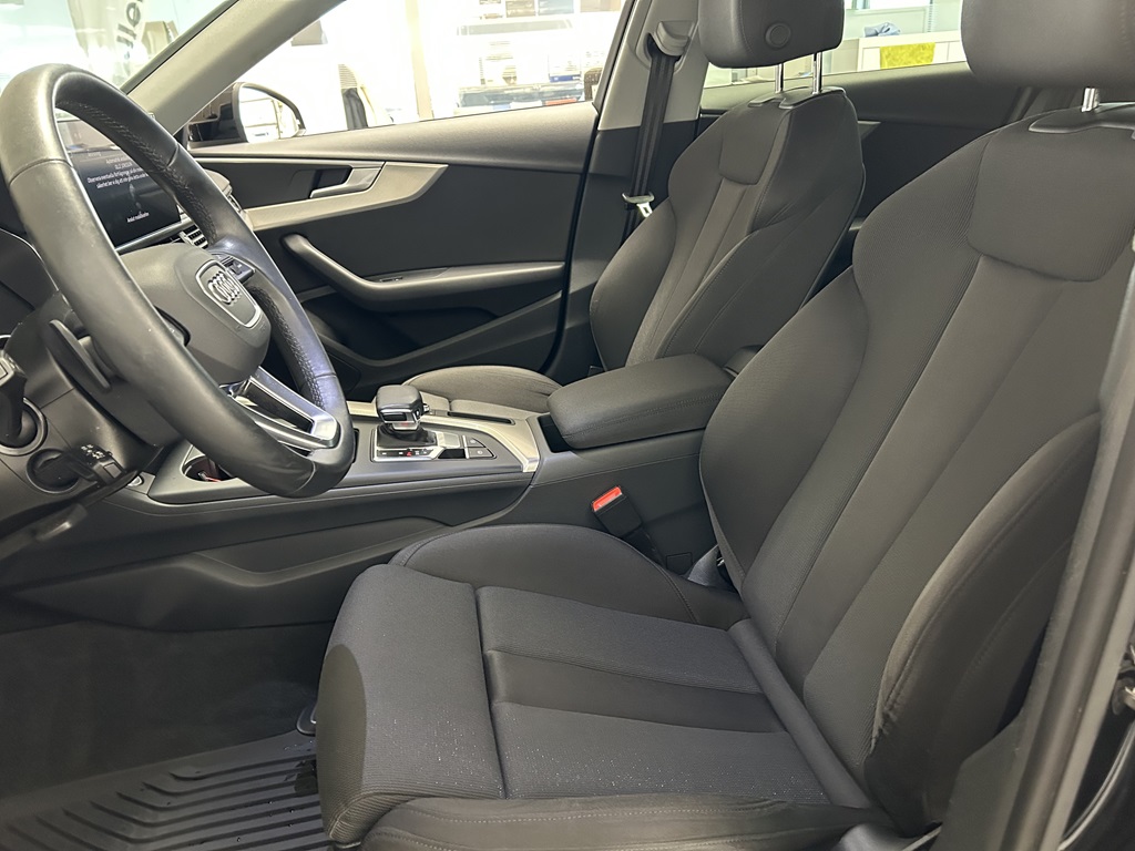 Audi A4 Avant DEJ03B