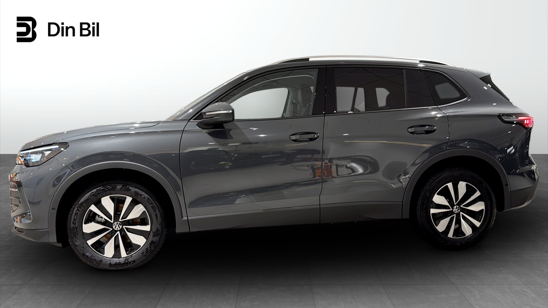 Volkswagen Tiguan DEJ14G