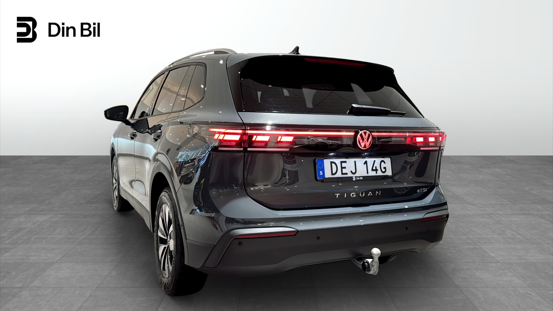 Volkswagen Tiguan DEJ14G