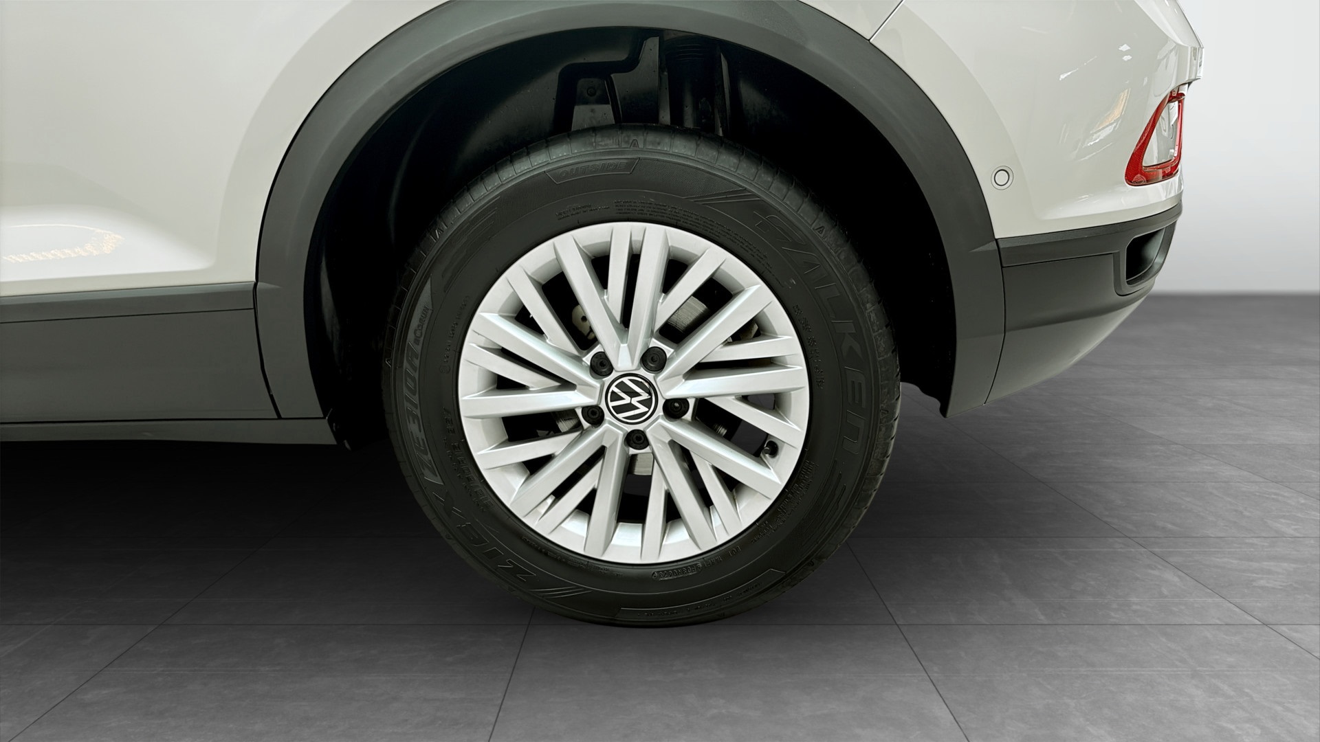 Volkswagen T-Roc DES13P
