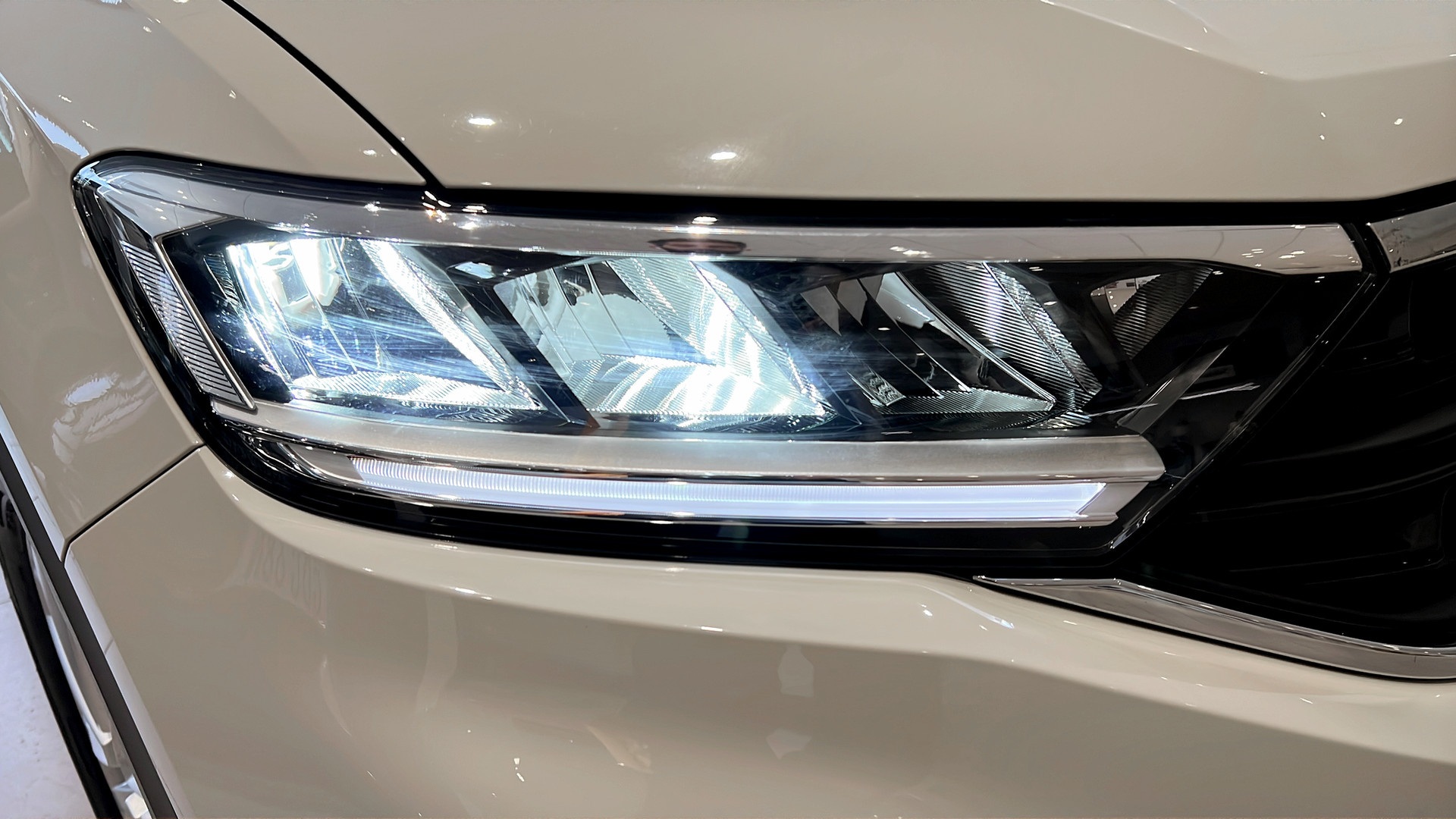 Volkswagen T-Roc DES98C