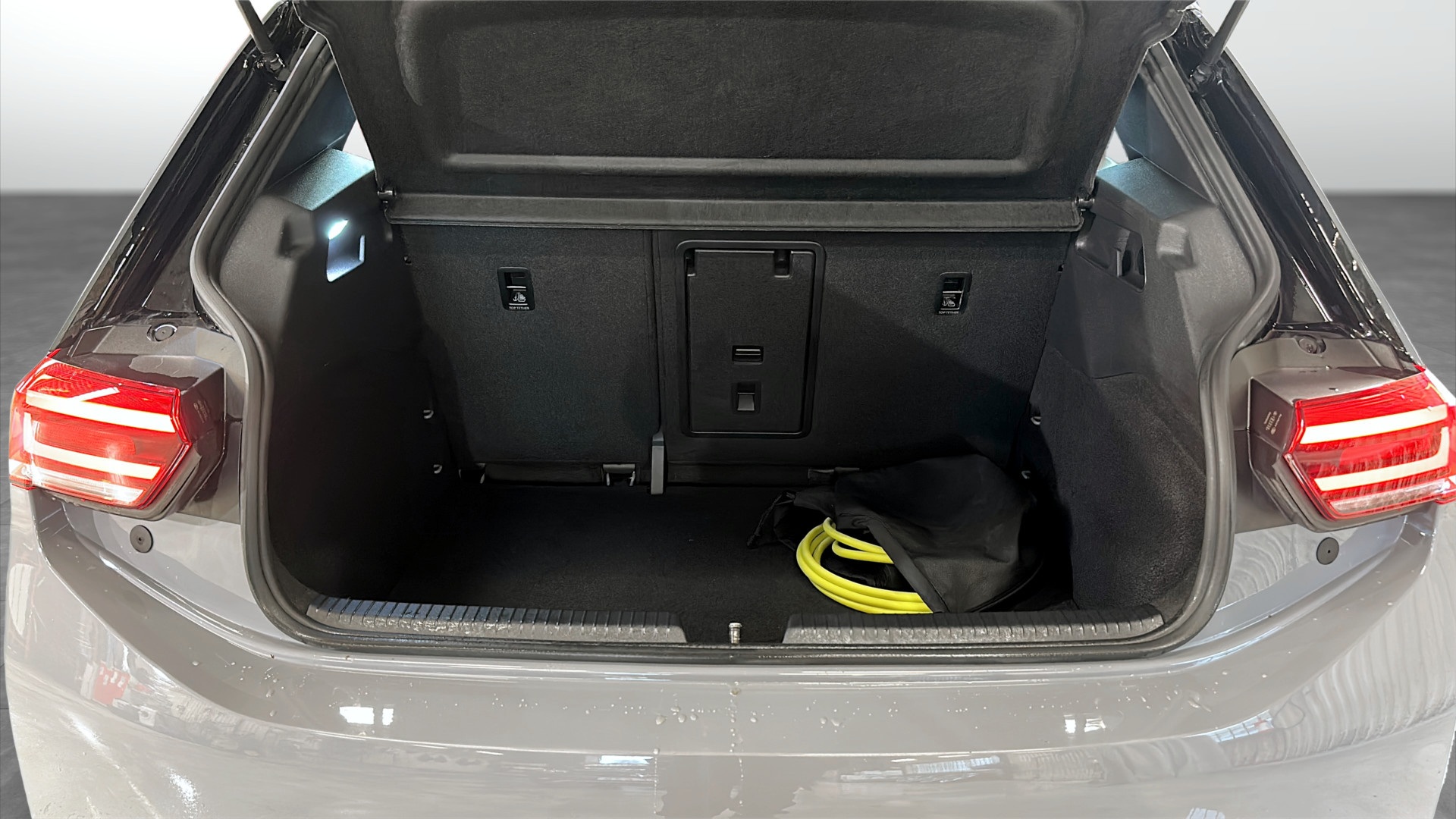 Volkswagen ID.3 DFL98B