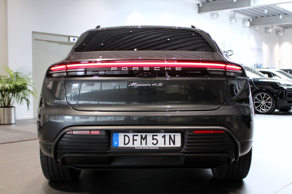 Porsche Macan DFM51N