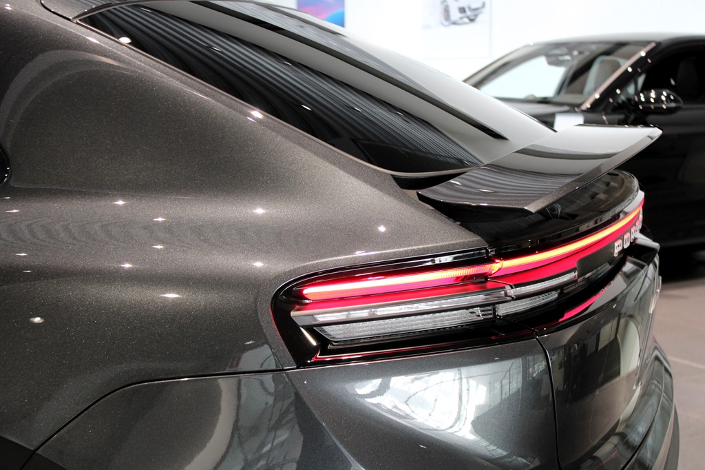 Porsche Macan DFM51N