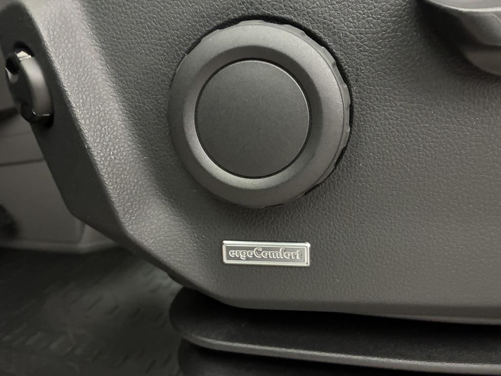 Volkswagen Crafter Skåp kort hjulbas DFN14B