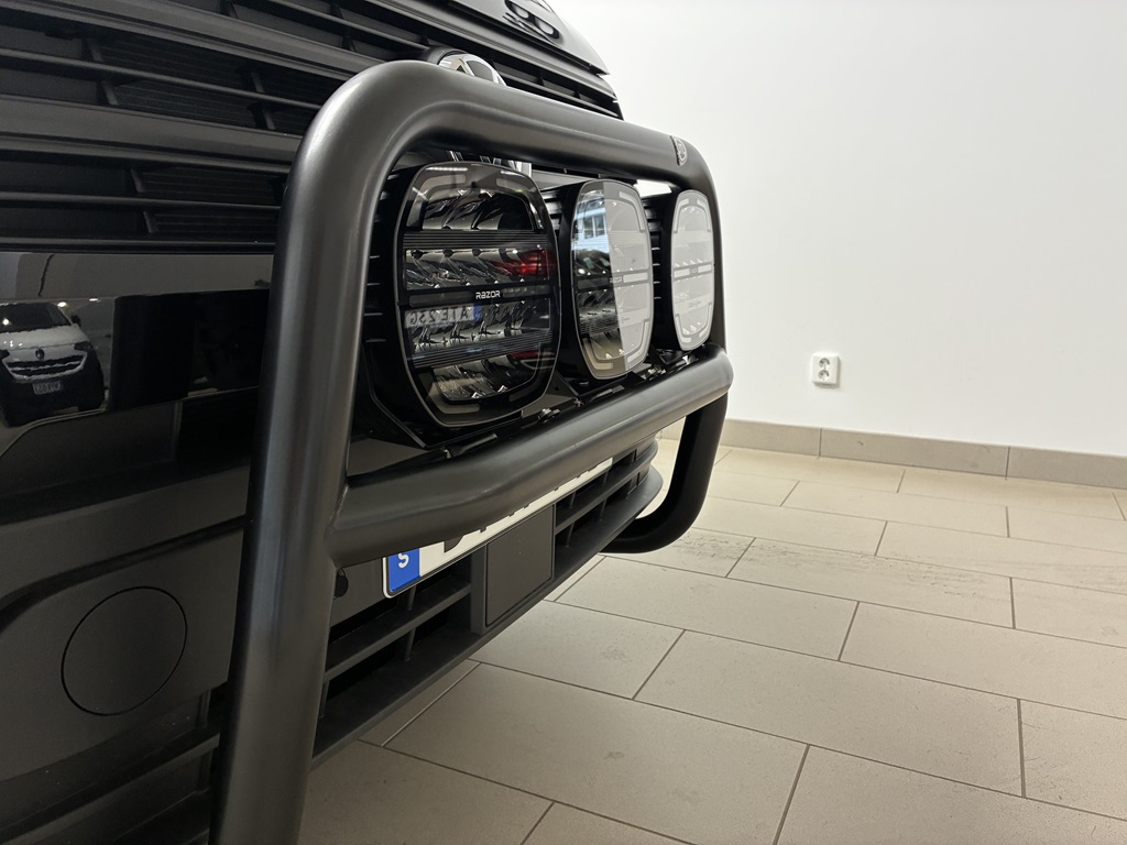 Volkswagen Crafter Skåp kort hjulbas DFN14B