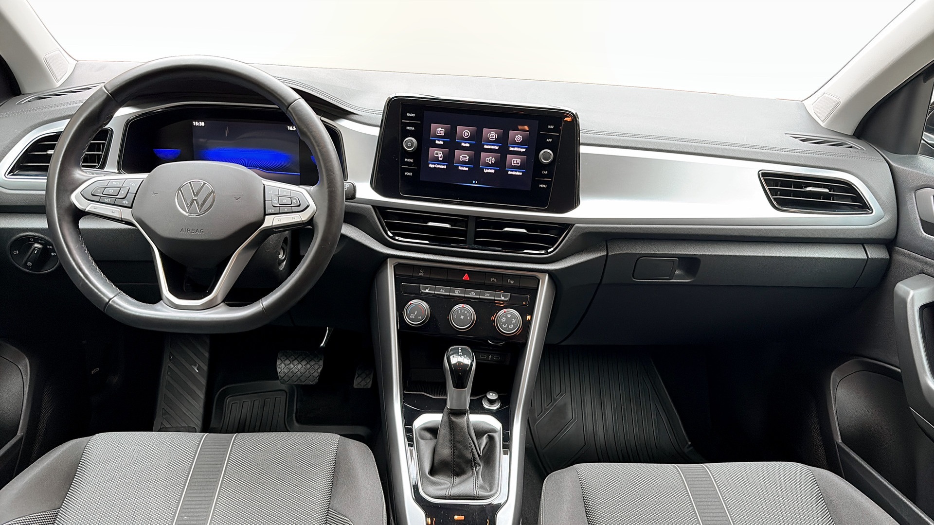 Volkswagen T-Roc DGC515