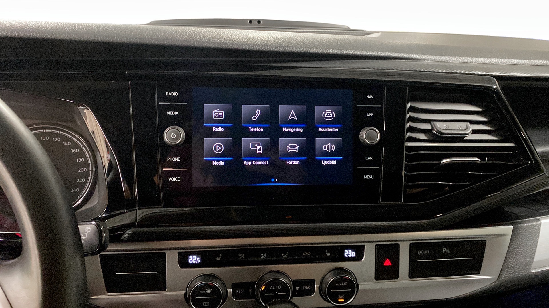 Volkswagen T6.1 California DGD33K