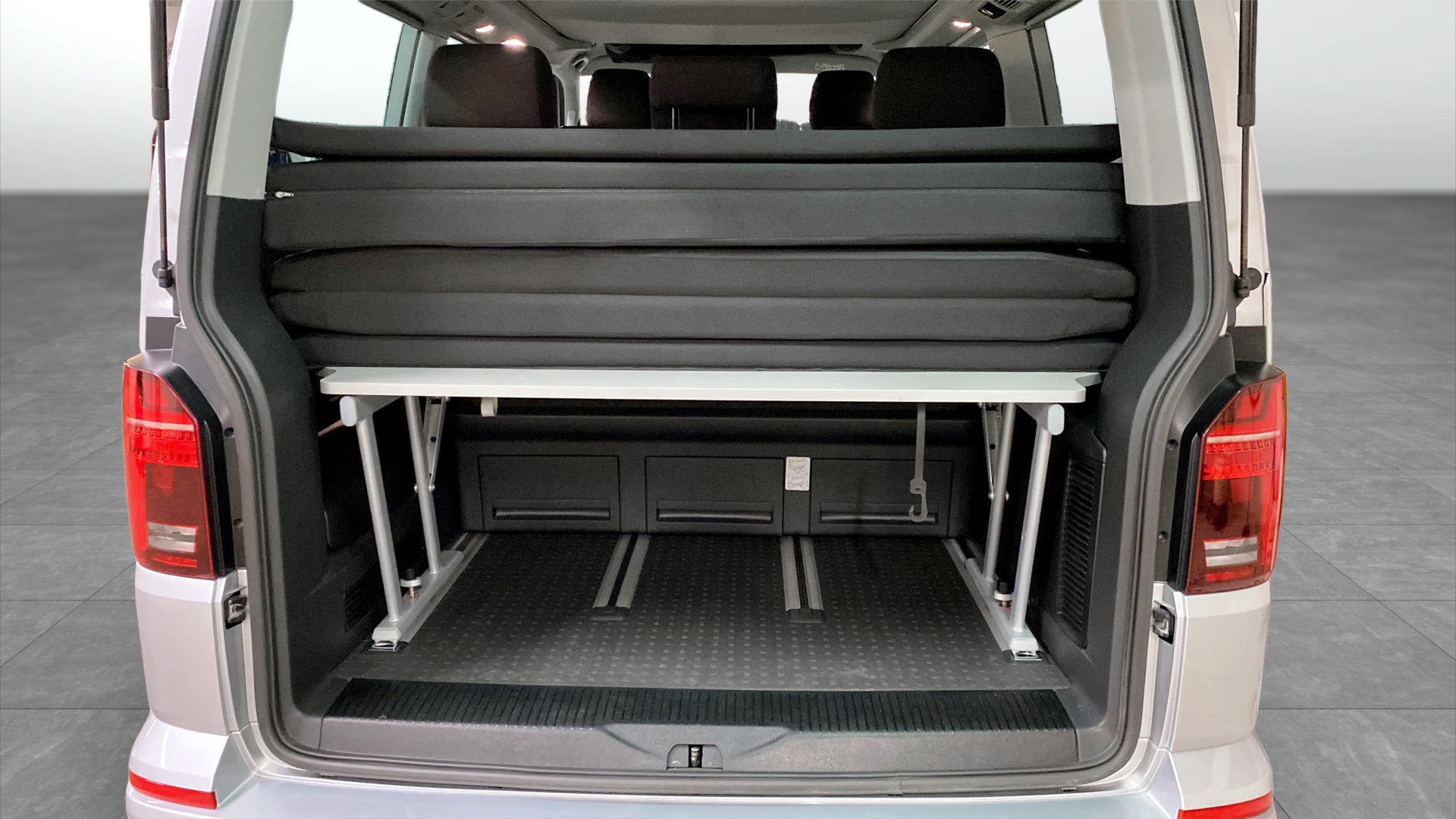 Volkswagen T6.1 California DGD33K