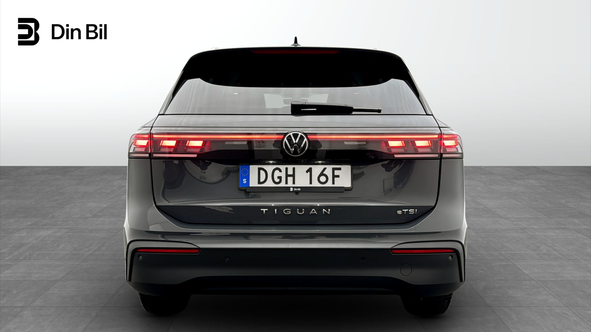 Volkswagen Tiguan DGH16F