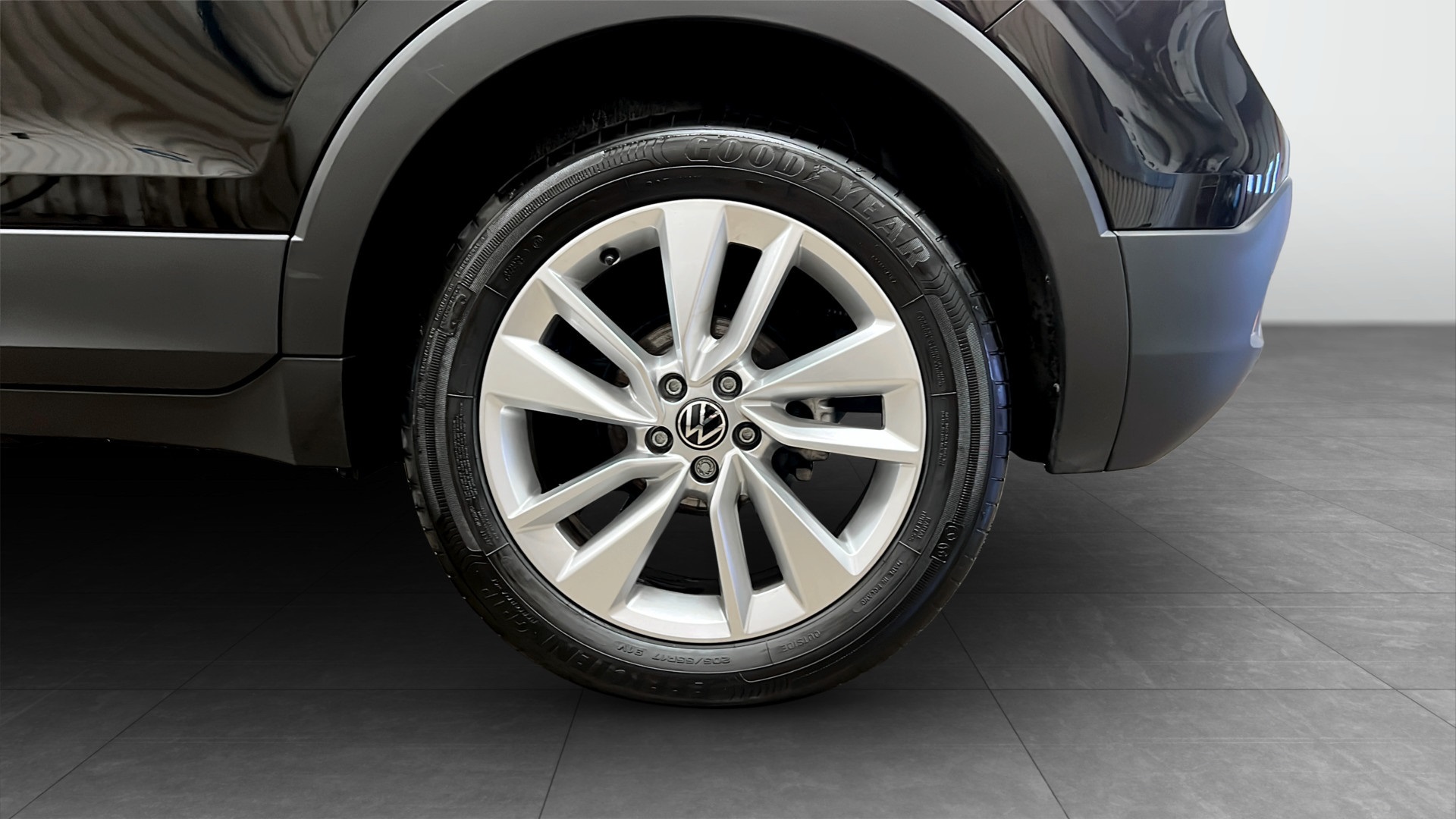 Volkswagen T-Cross DGH98L