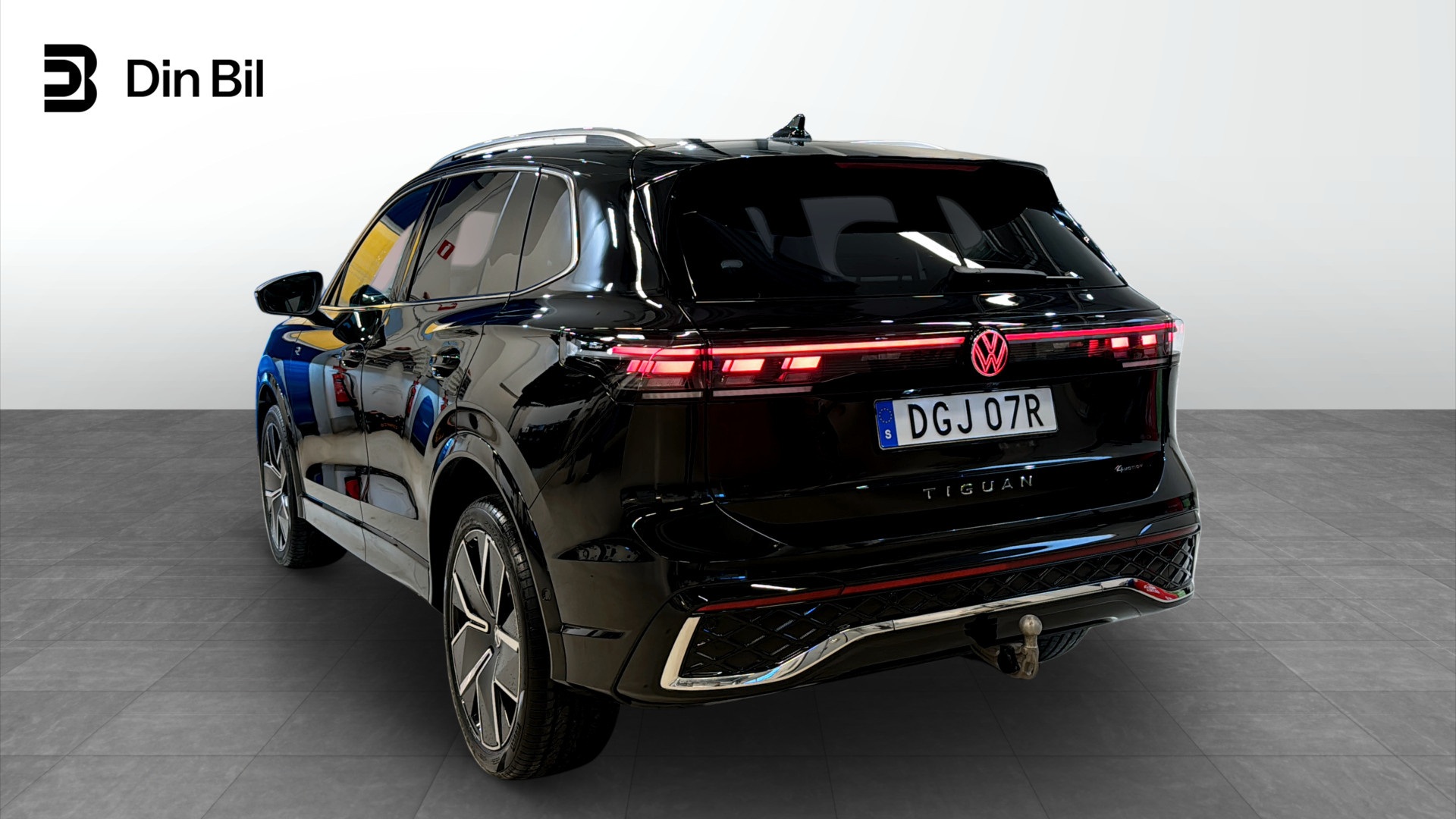 Volkswagen Tiguan DGJ07R