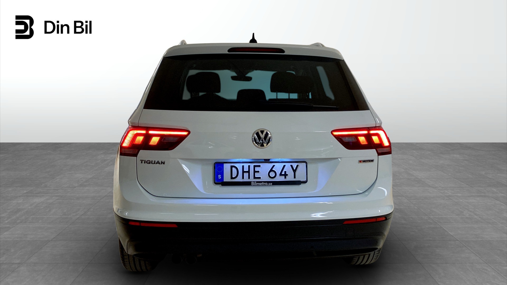 Volkswagen Tiguan DHE64Y