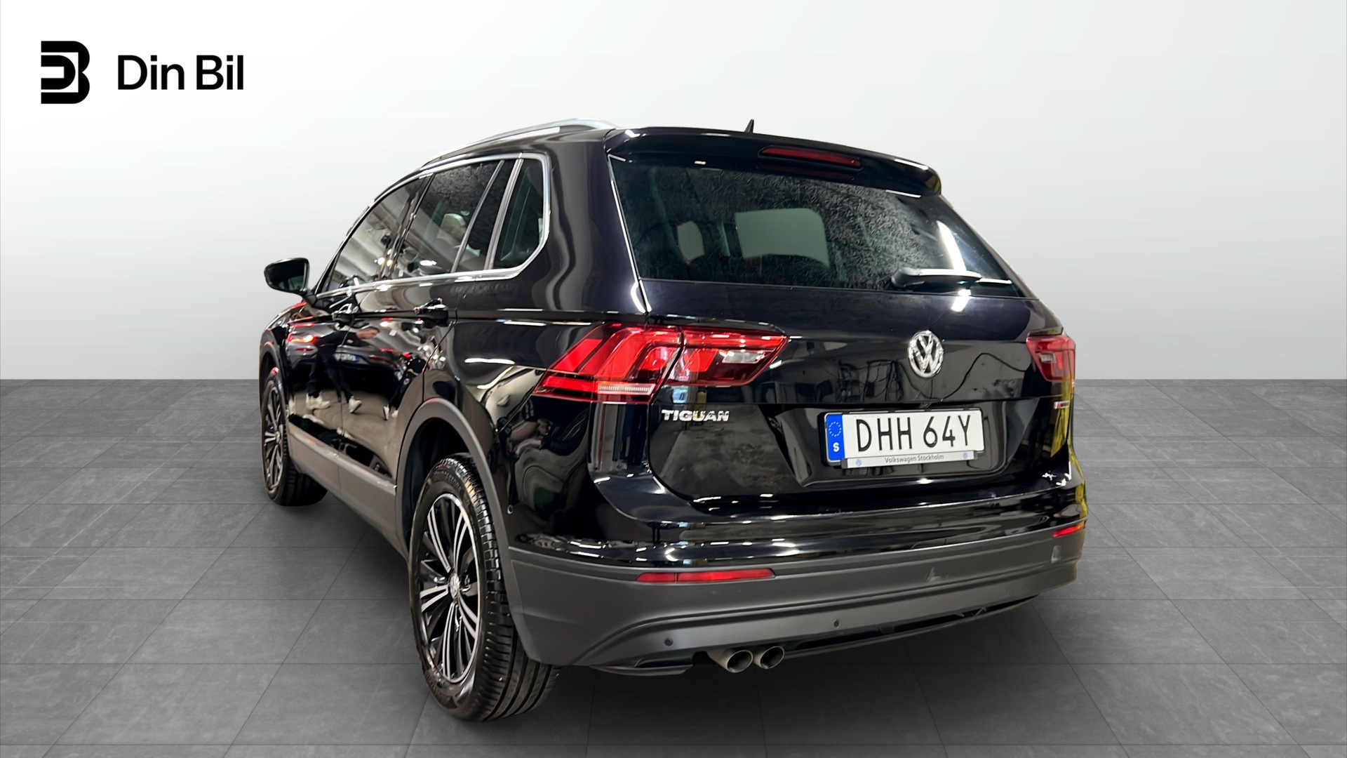 Volkswagen Tiguan DHH64Y