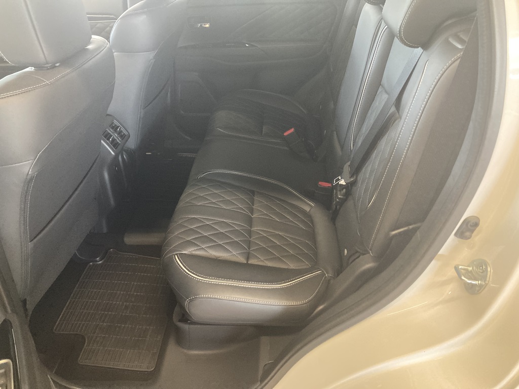 Mitsubishi Outlander DHL15S