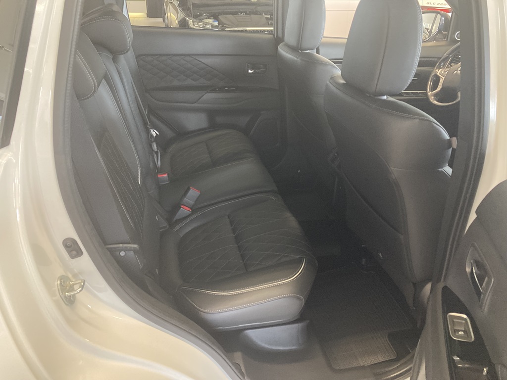Mitsubishi Outlander DHL15S