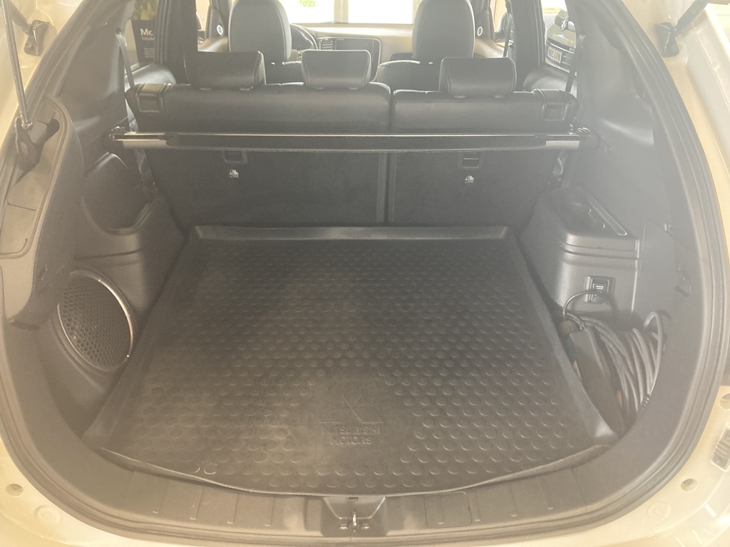 Mitsubishi Outlander DHL15S