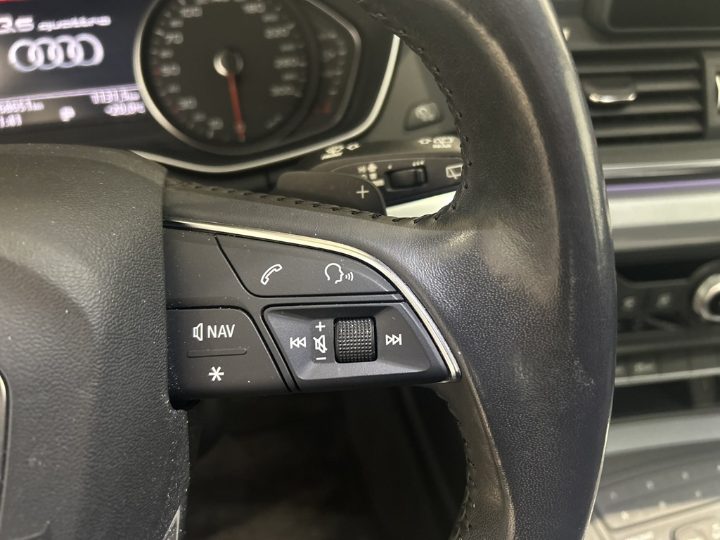 Audi Q5 DHN95H