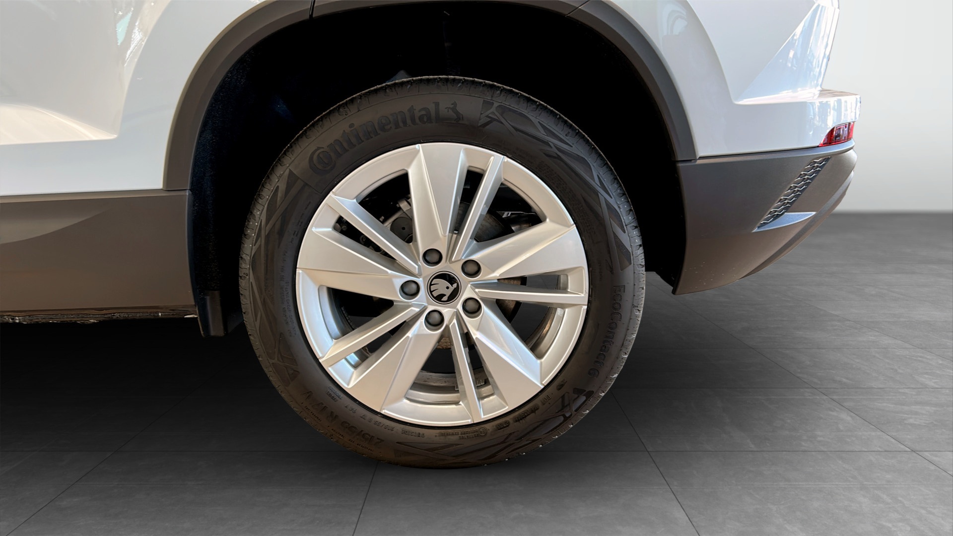 Skoda Karoq DHP13T