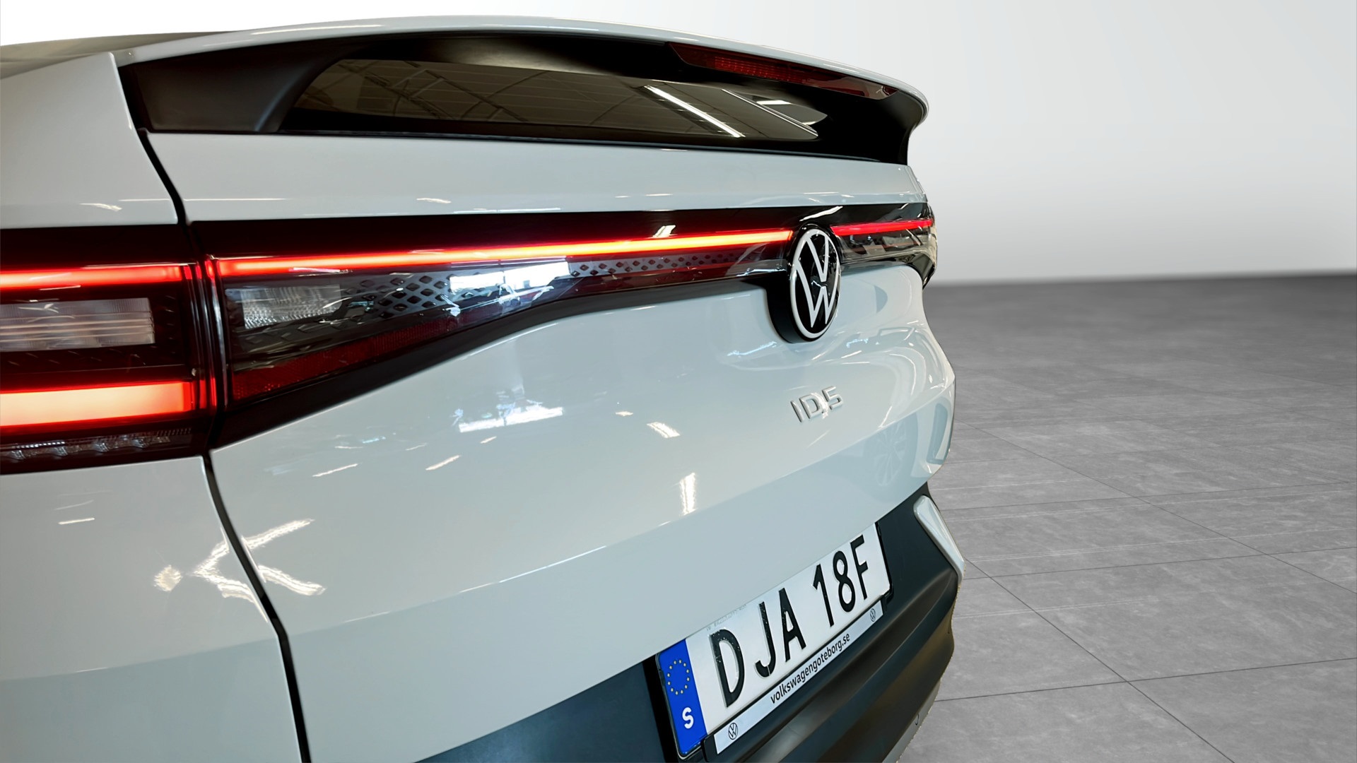 Volkswagen ID.5 DJA18F