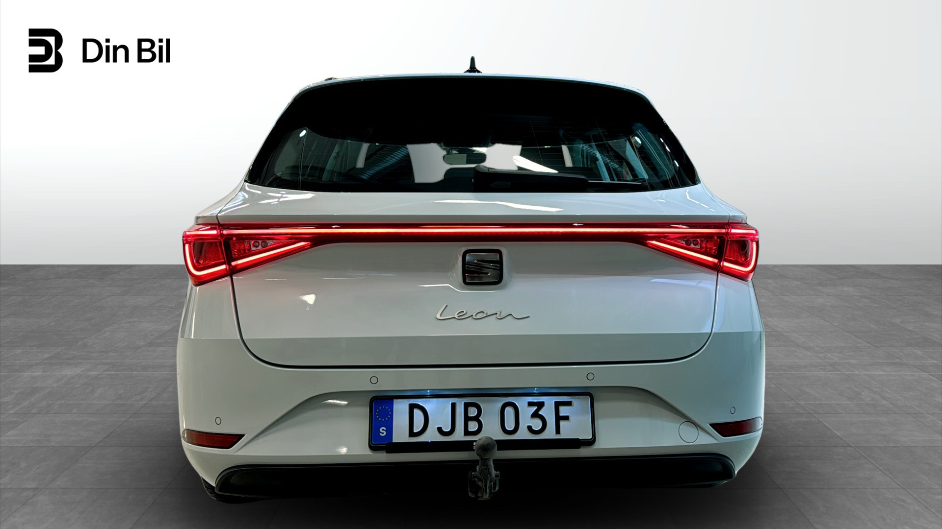 SEAT Leon Sportstourer DJB03F