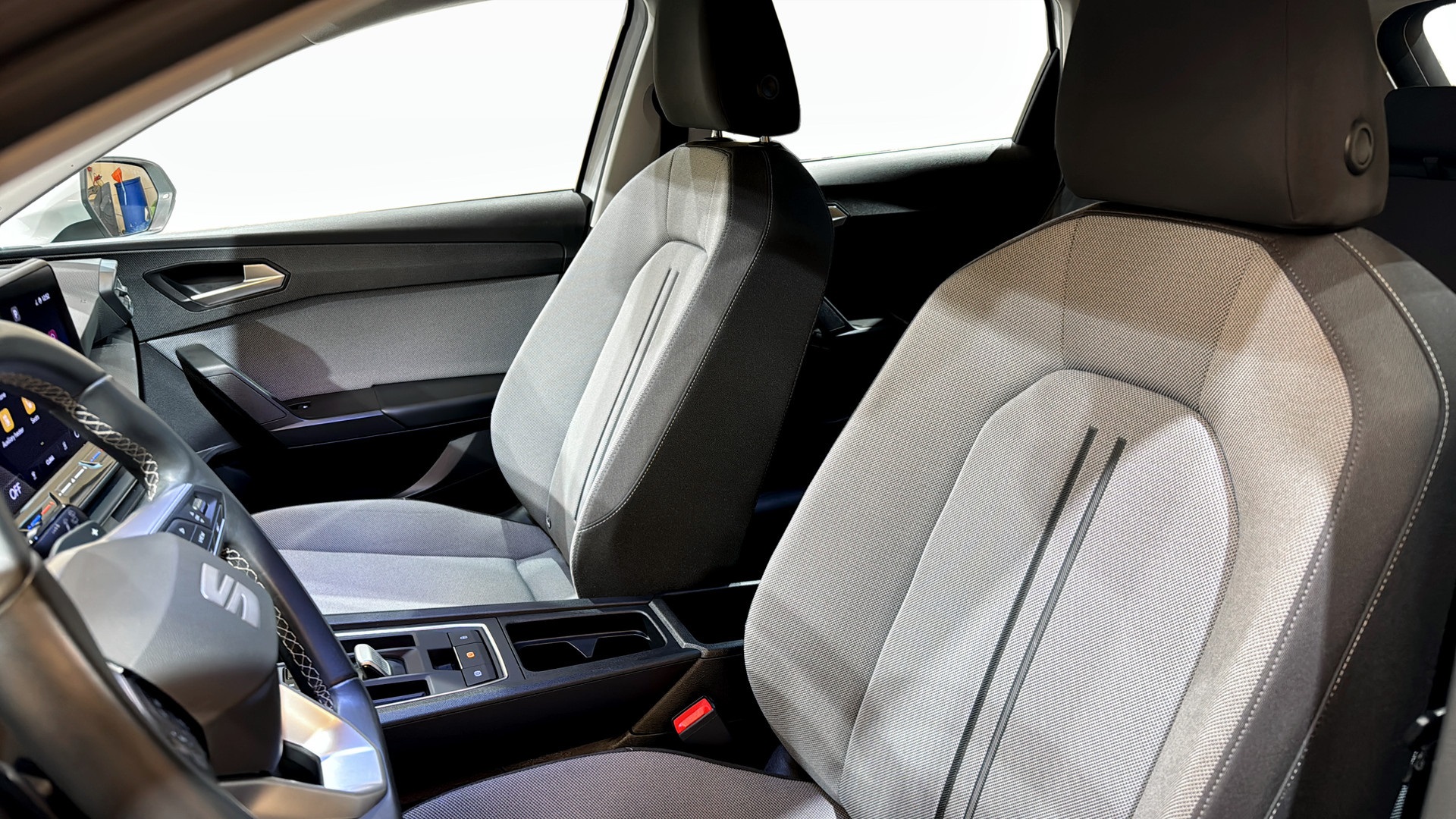 SEAT Leon Sportstourer DJB03F