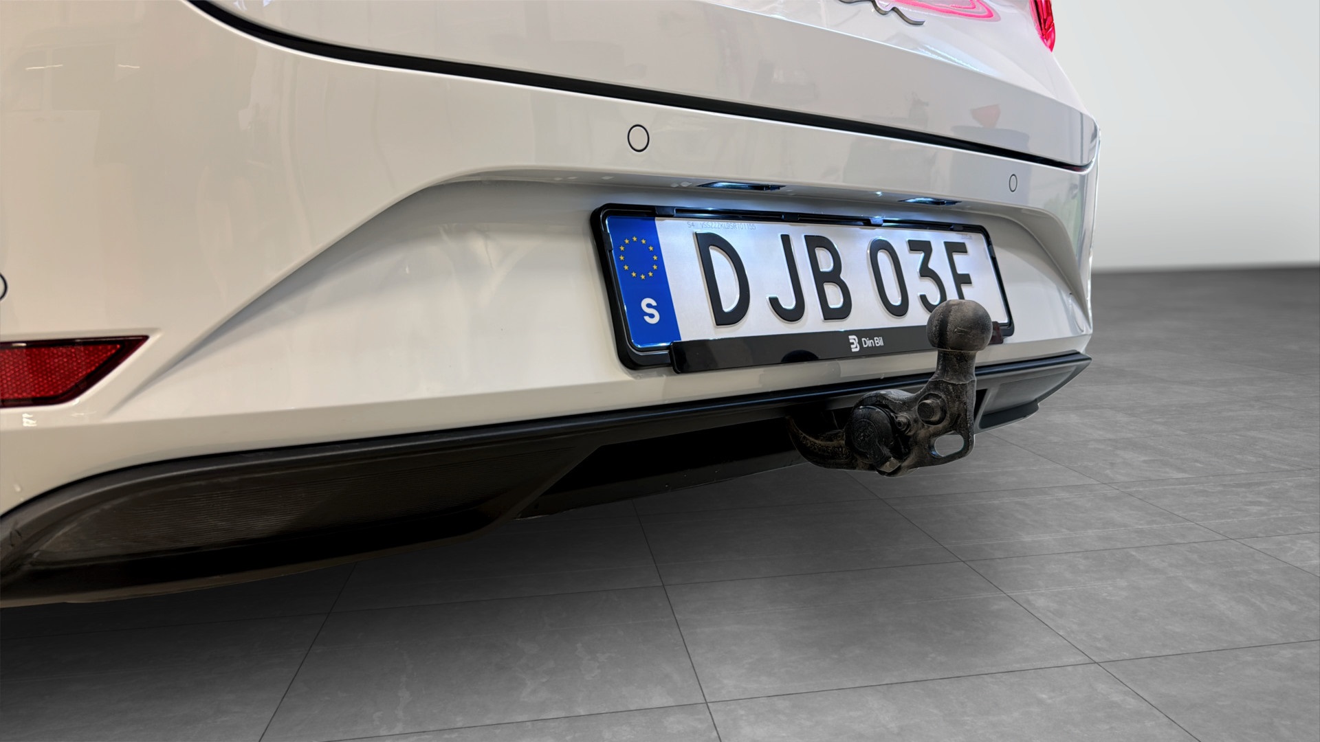 SEAT Leon Sportstourer DJB03F