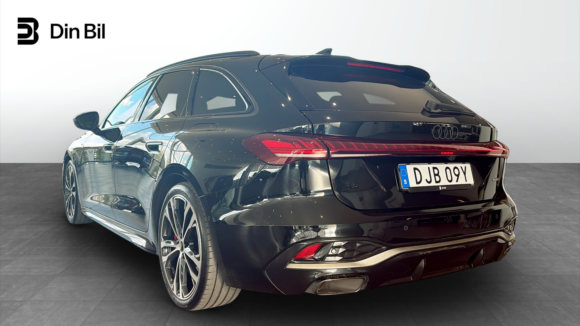 Audi A5 Avant DJB09Y