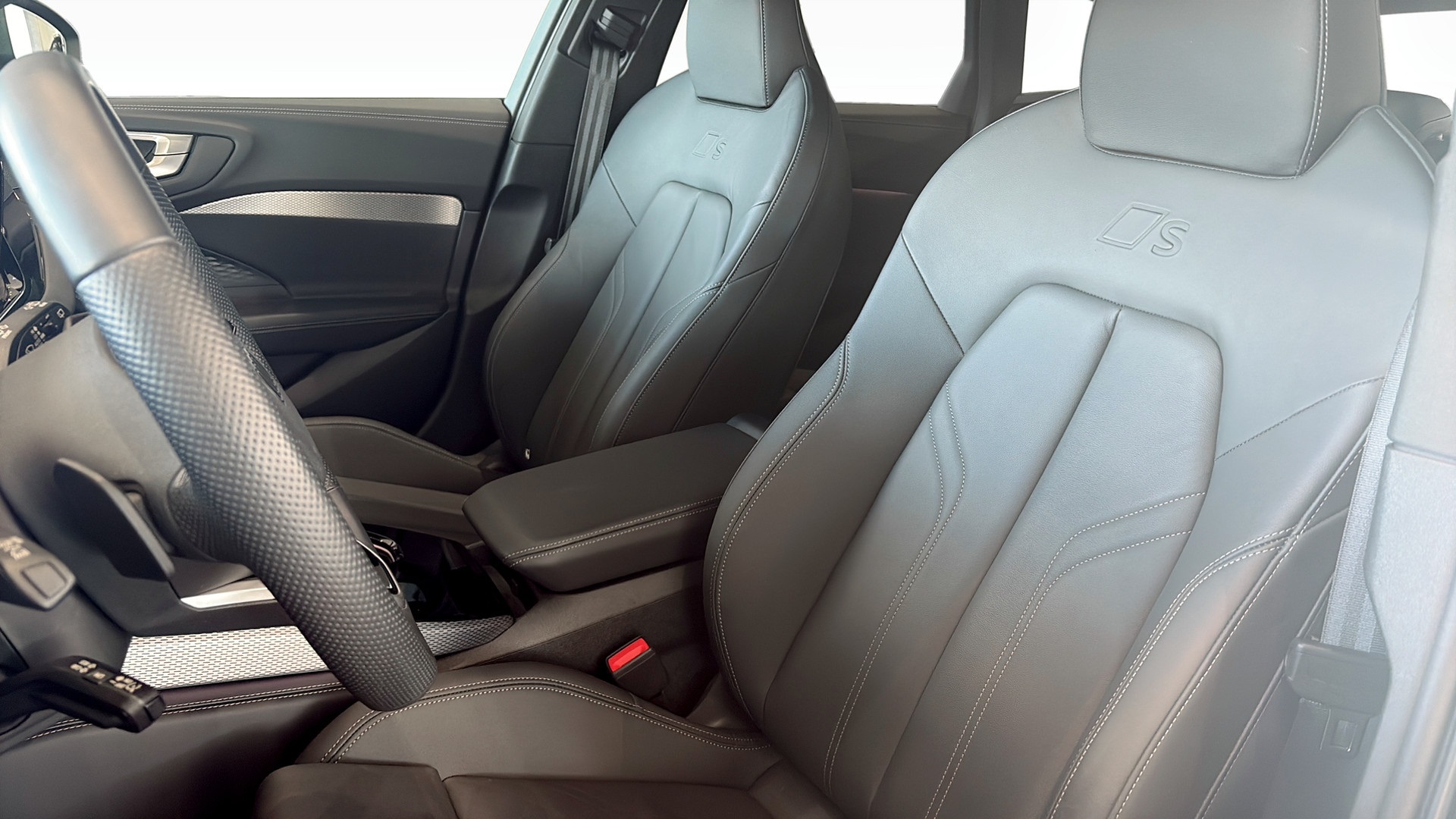Audi A5 Avant DJB09Y